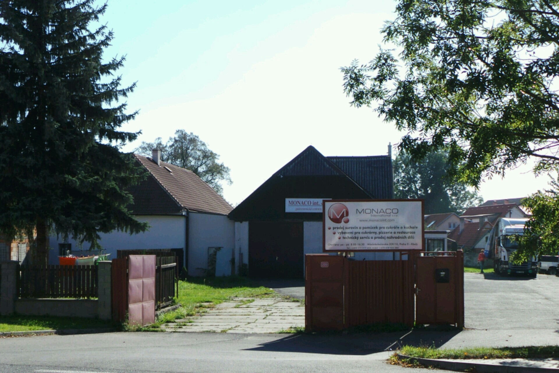 MONACO int. s.r.o.