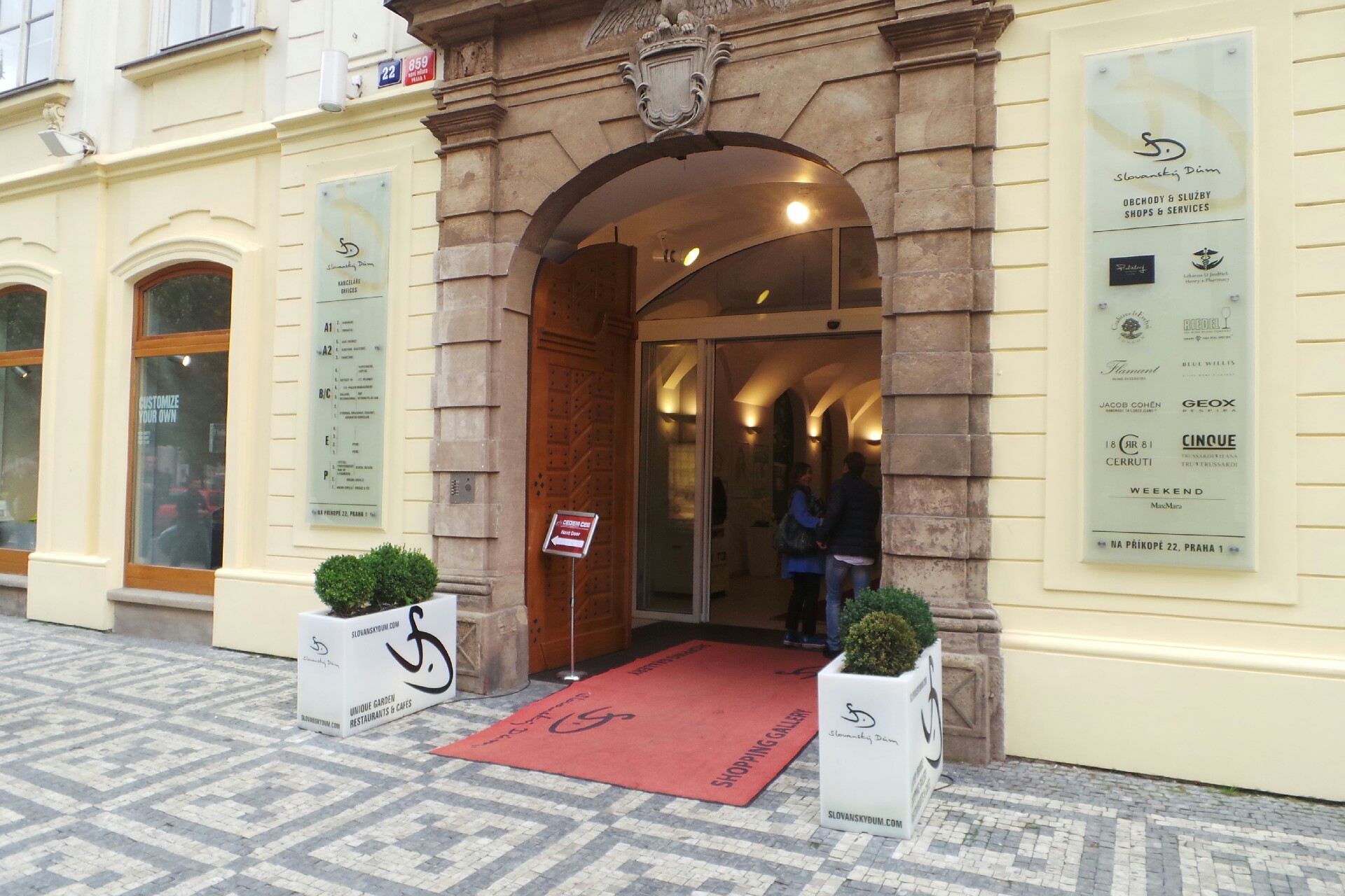 JUDr. Petra Buzková