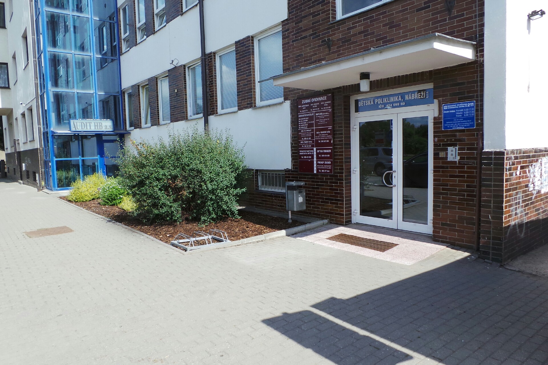 Oční ambulance pro děti a dospělé, MUDr. Jan Lackovič s.r.o.