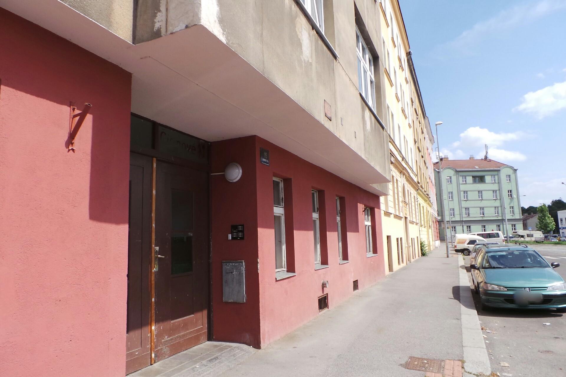 Studio Well-balanced