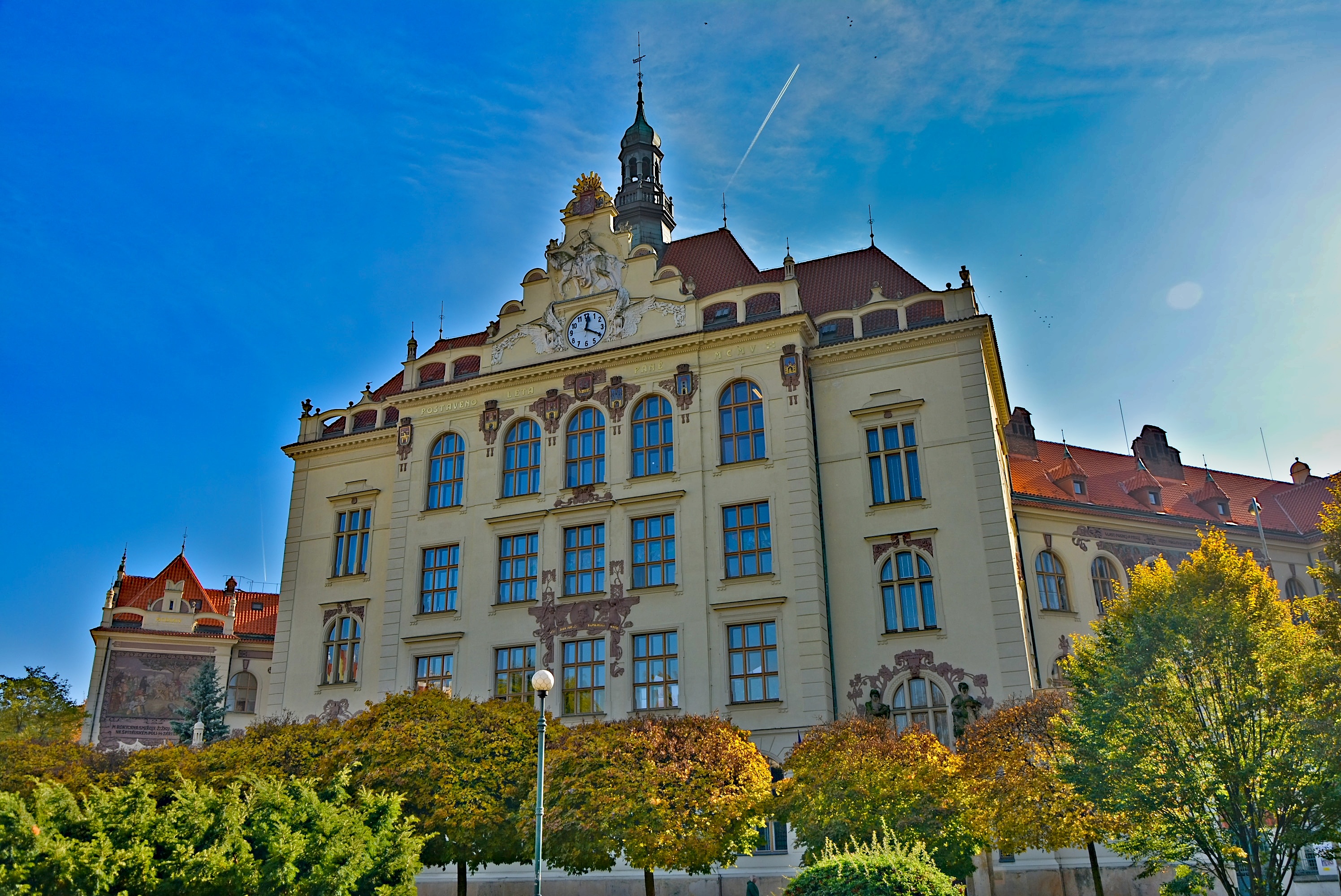 ZŠ a MŠ Praha 8, Lyčkovo náměstí foto 2