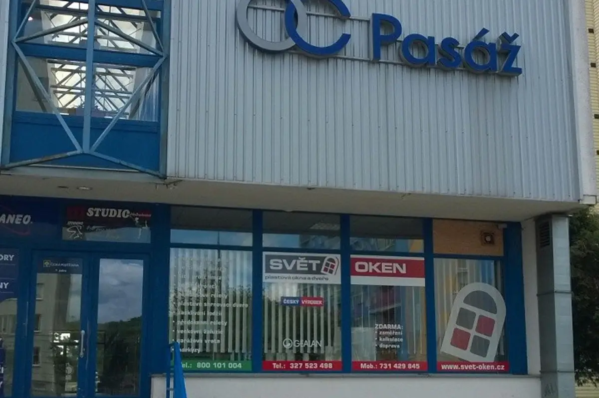 SVĚT OKEN - plastová okna a dveře