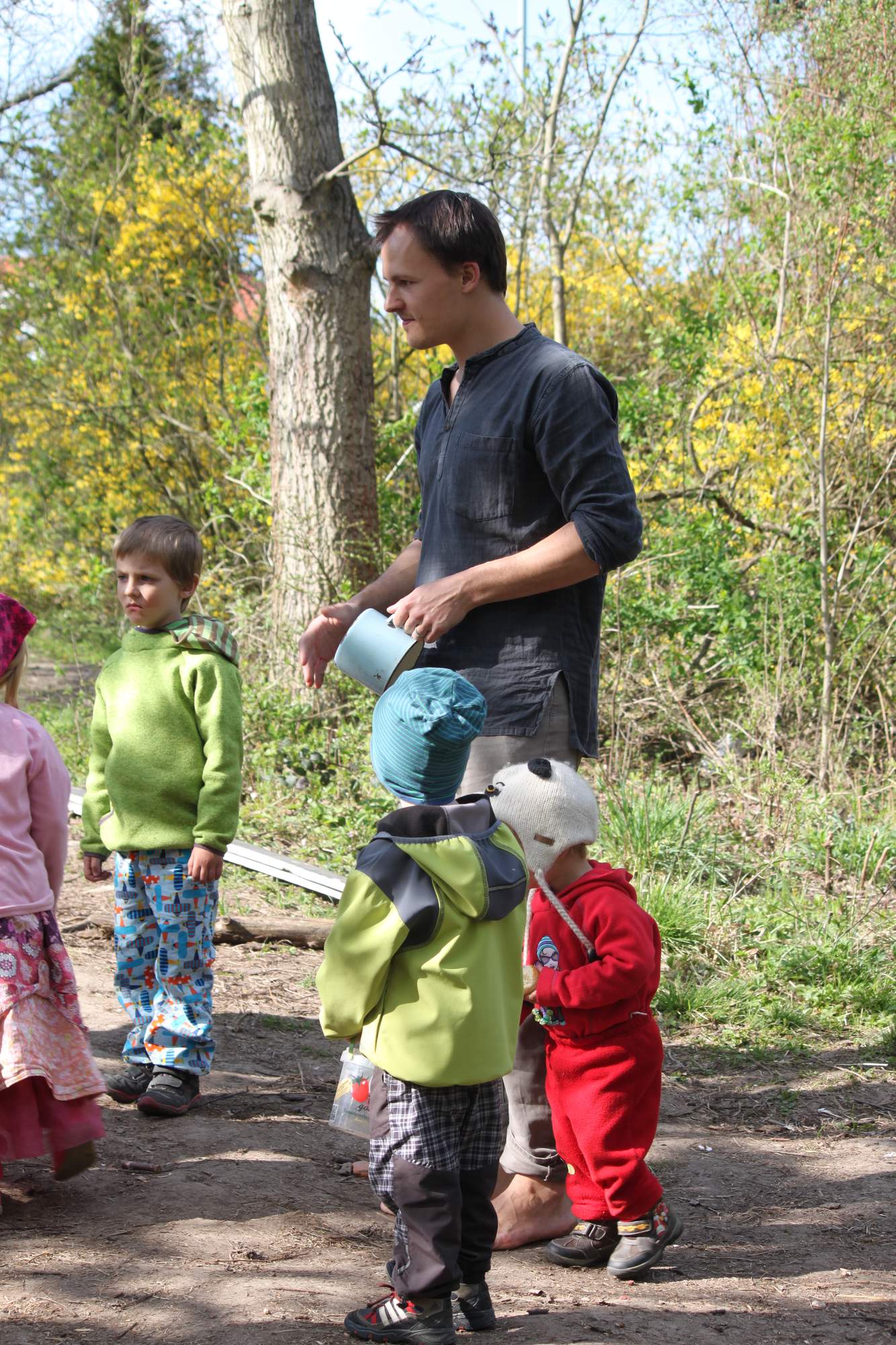 DĚTSKÝ LESNÍ KLUB V MECHU A KAPRADÍ foto 2