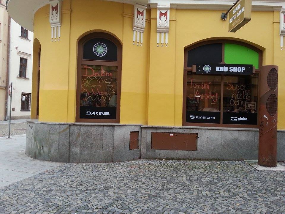 Kru street board shop foto 3