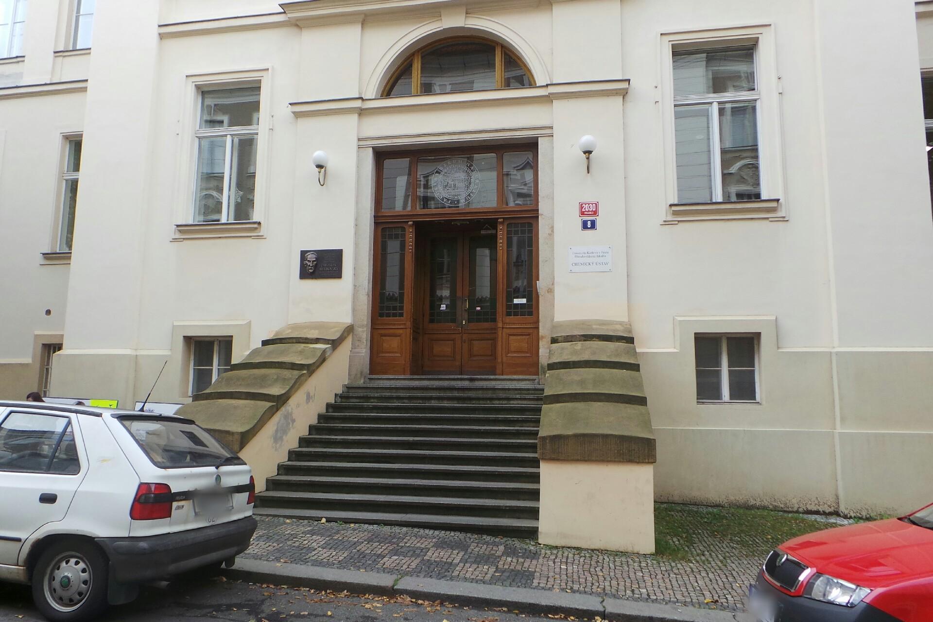 Katedra anorganické chemie Přírodovědecké fakulty - Univerzita Karlova