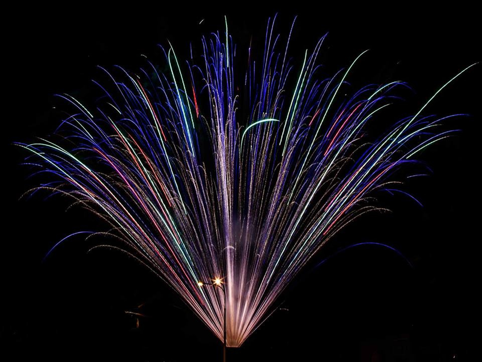 Ohňostroje a pyrotechnika SOPTÍK foto 6
