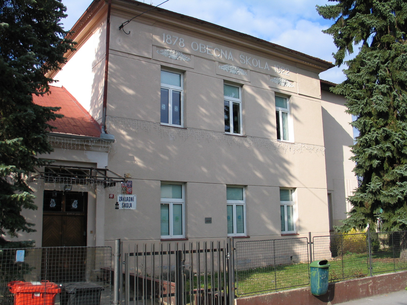 ZŠ a MŠ Středokluky foto 2