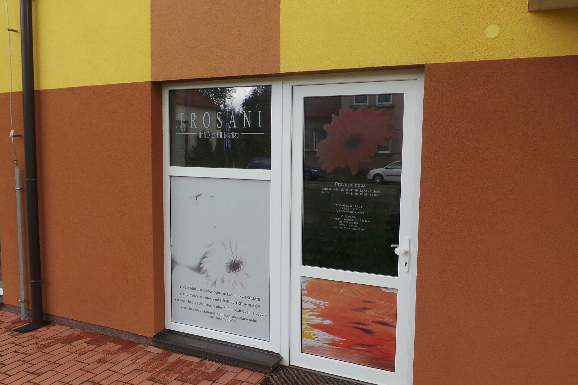 TROSANI - HAND & NAIL CARE