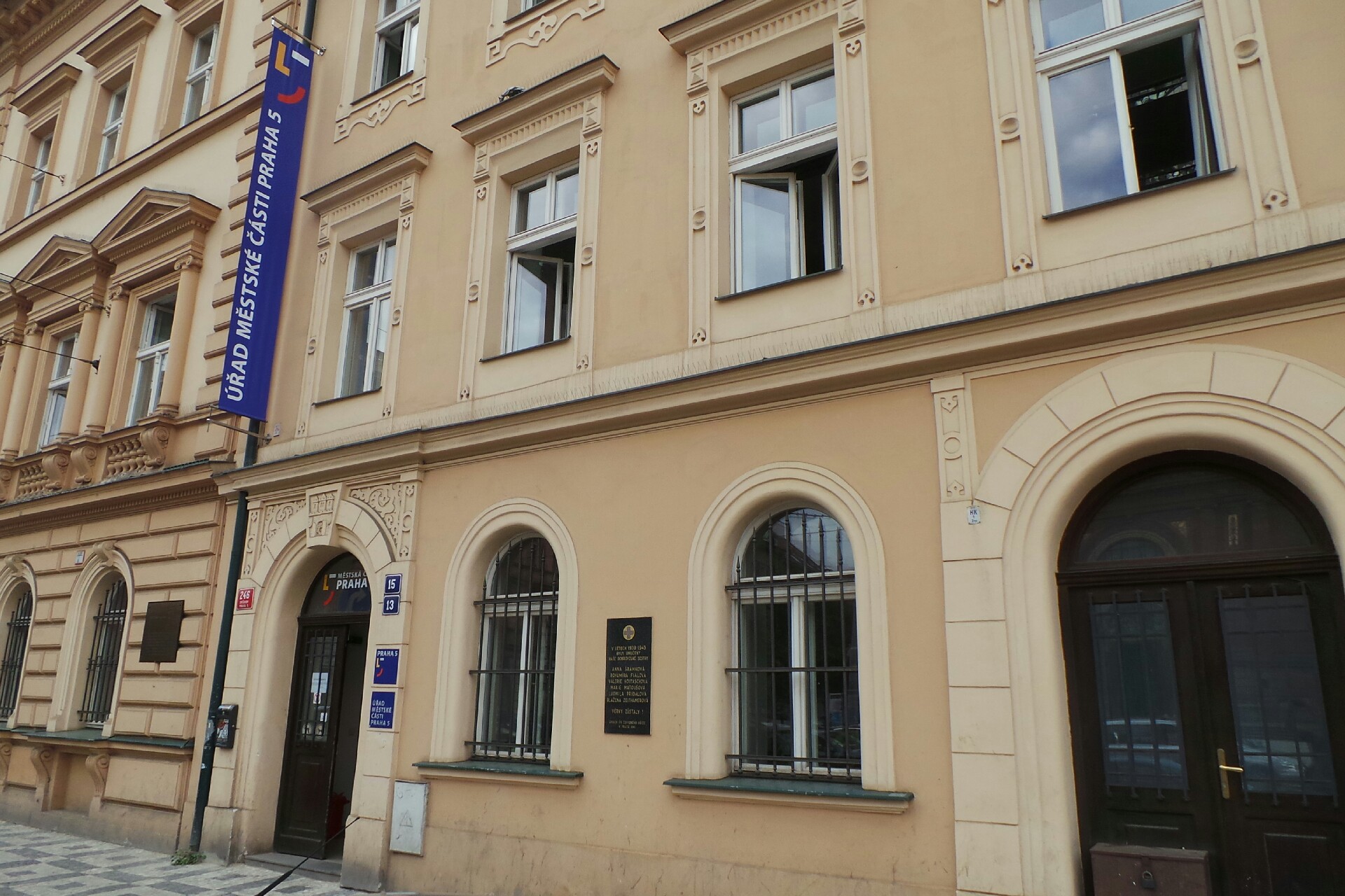 ÚMČ Praha 5 - Odbor ekonomický