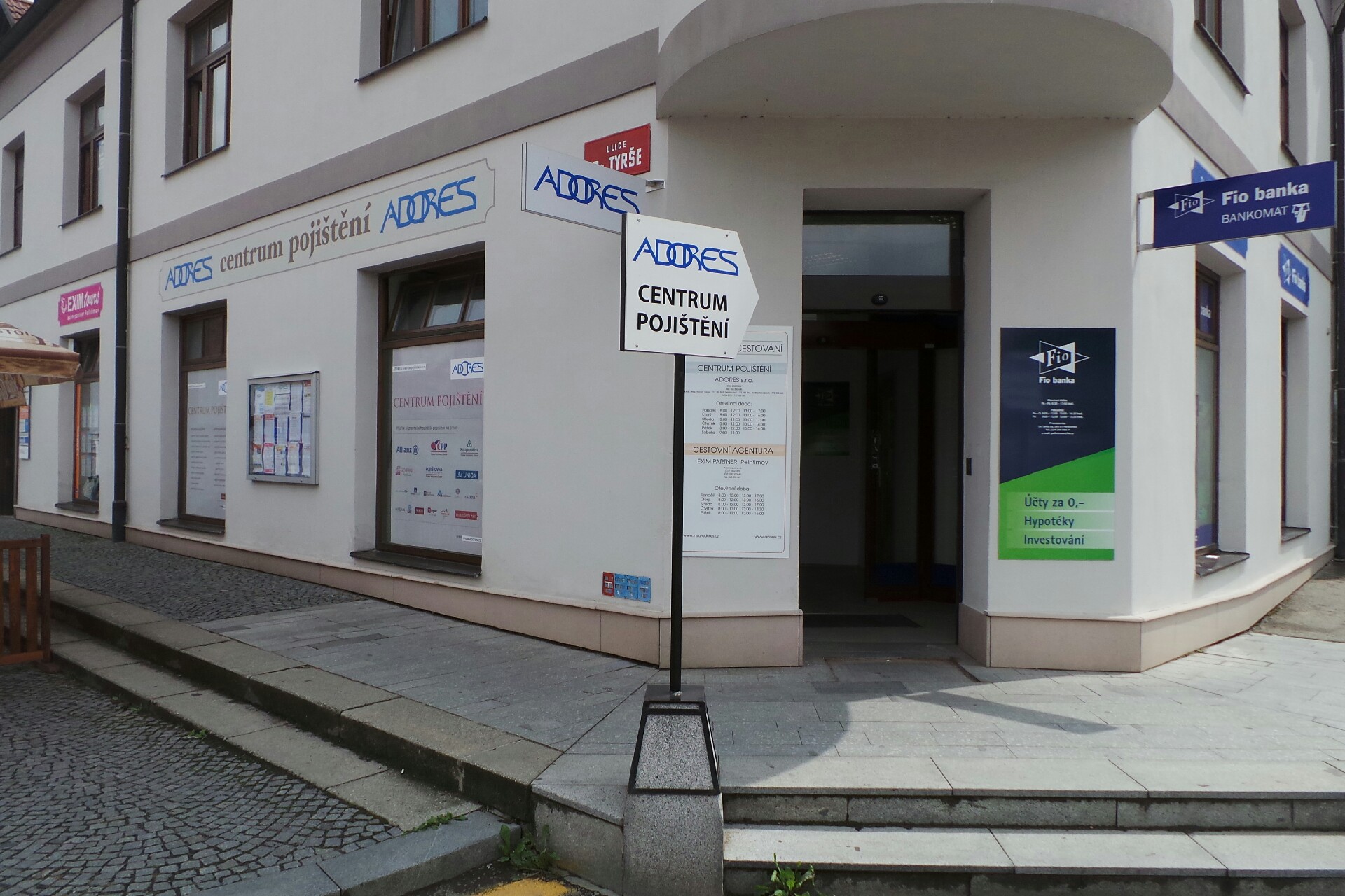 Mgr. Lucie Slabá, advokátka