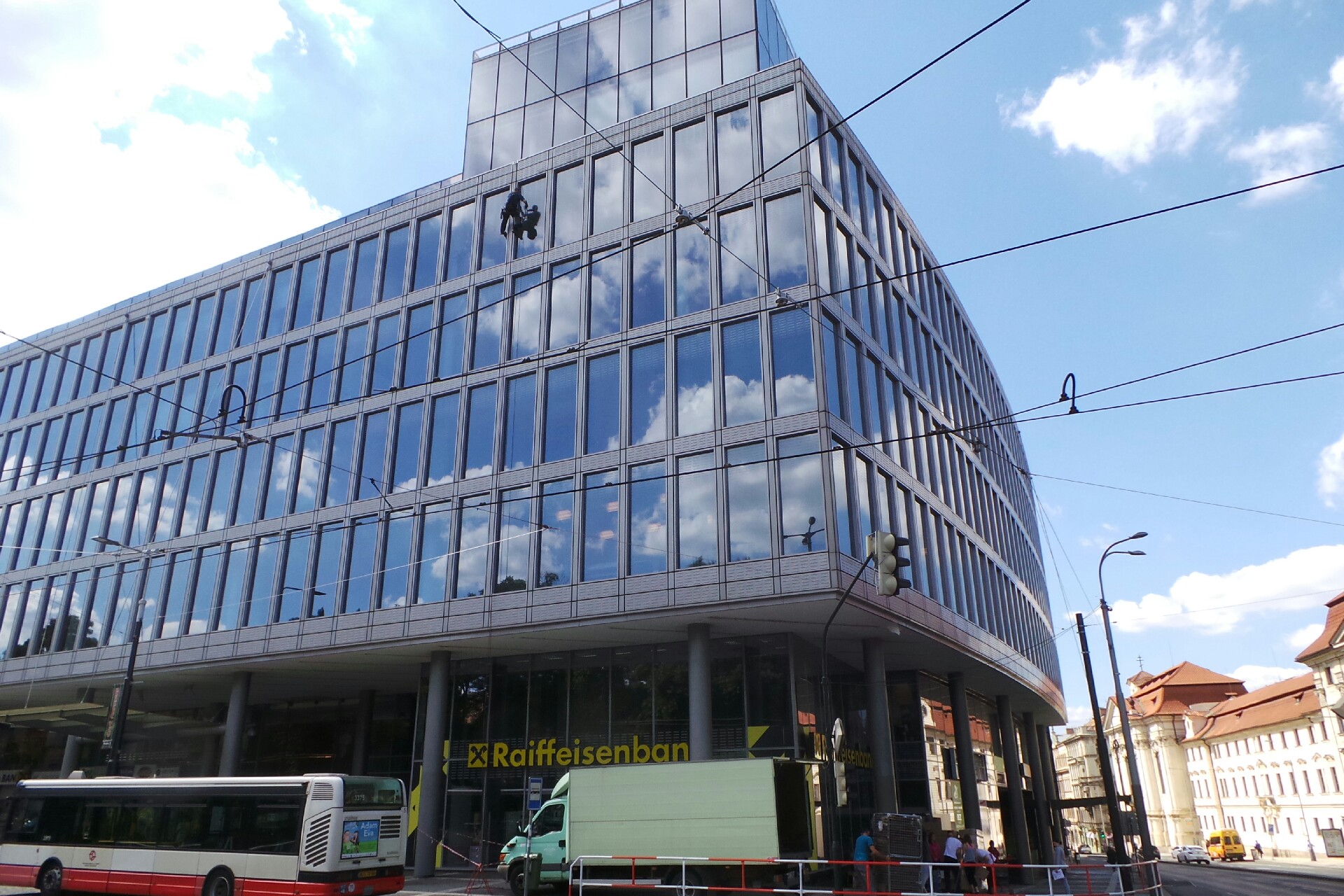 Daňový poradce ev. č. 4071 Ing. Karel Hronek