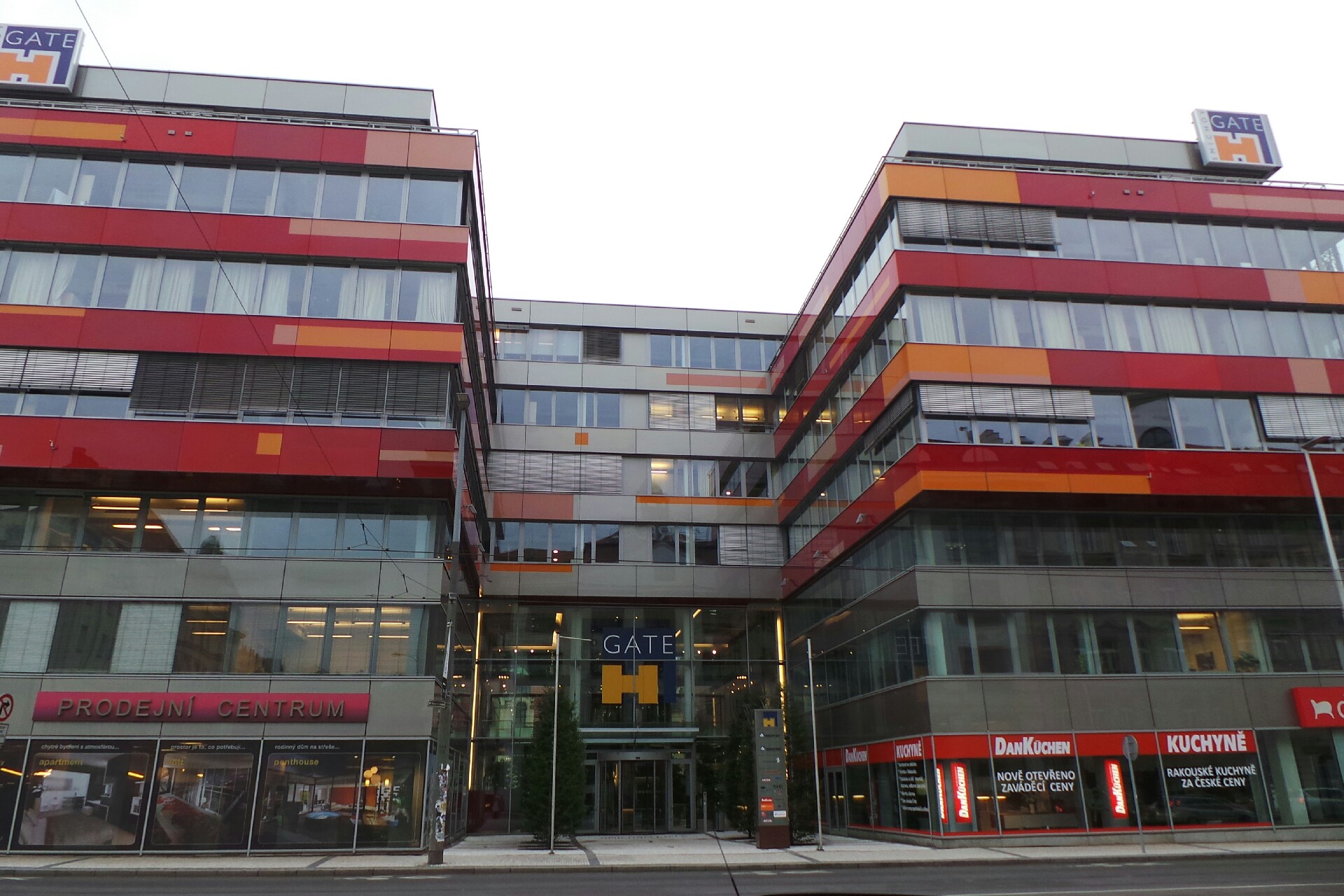 KLEPIERRE MANAGEMENT ČESKÁ REPUBLIKA, s.r.o. foto 1