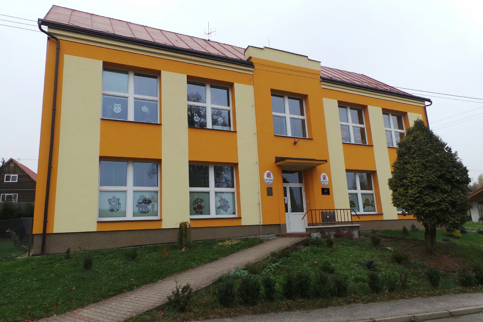 ZŠ a MŠ Stružinec