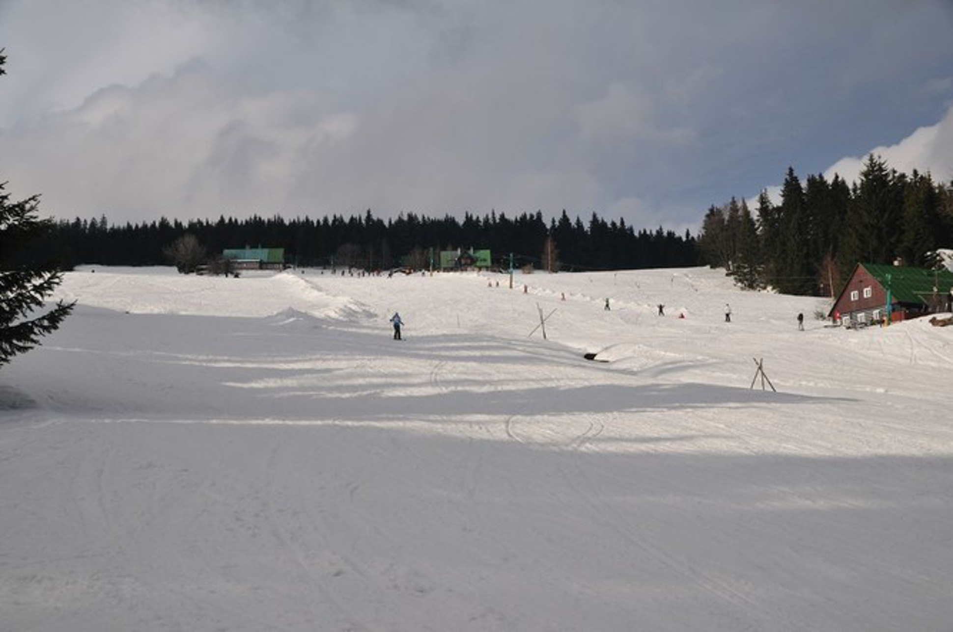 Lyžařský areál Pěnkavčí vrch foto 2