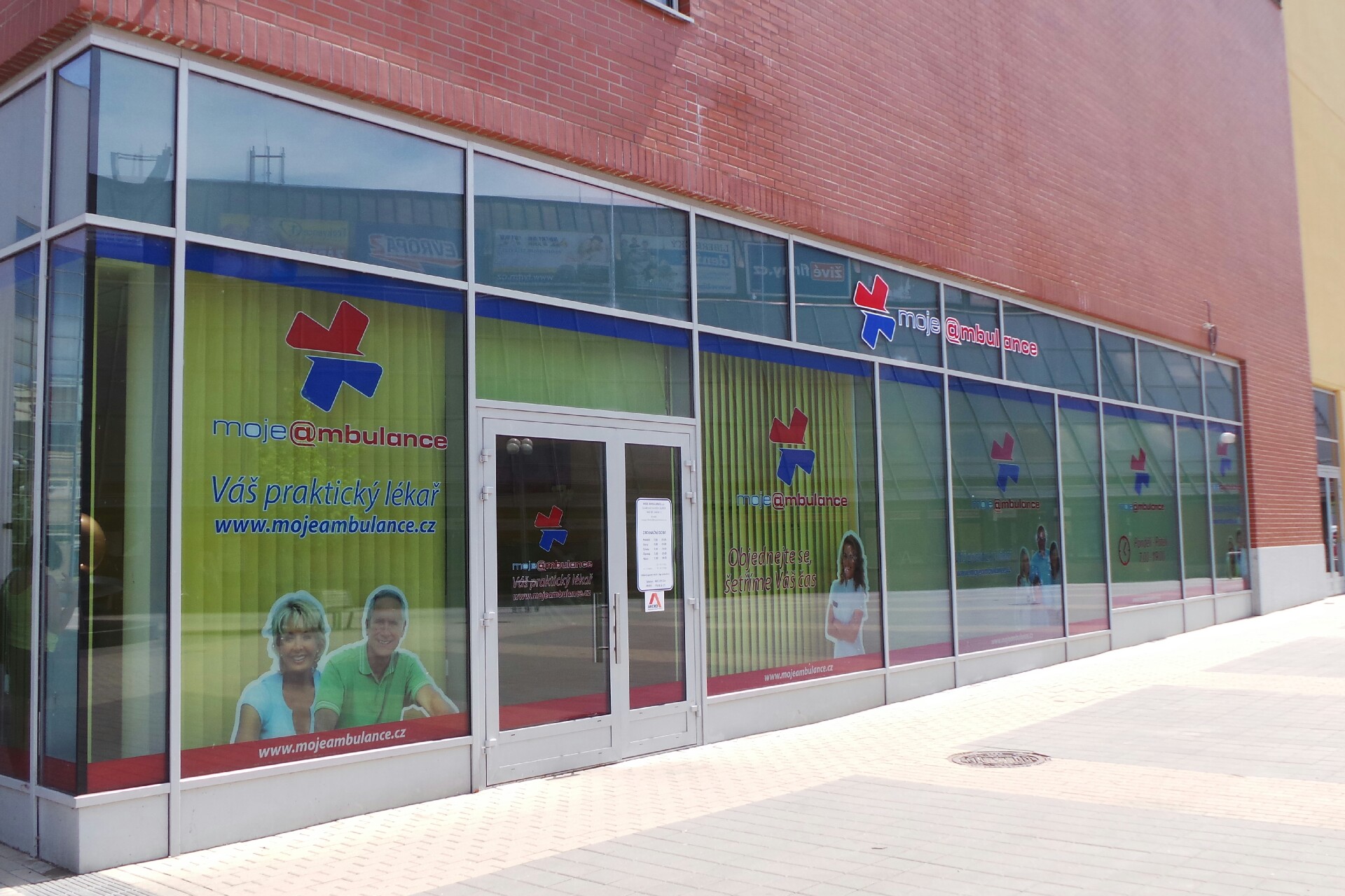 MOJE AMBULANCE