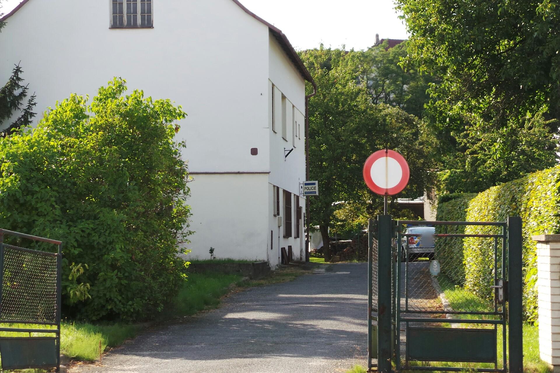 Policie ČR - Obvodní oddělení Cvikov foto 2