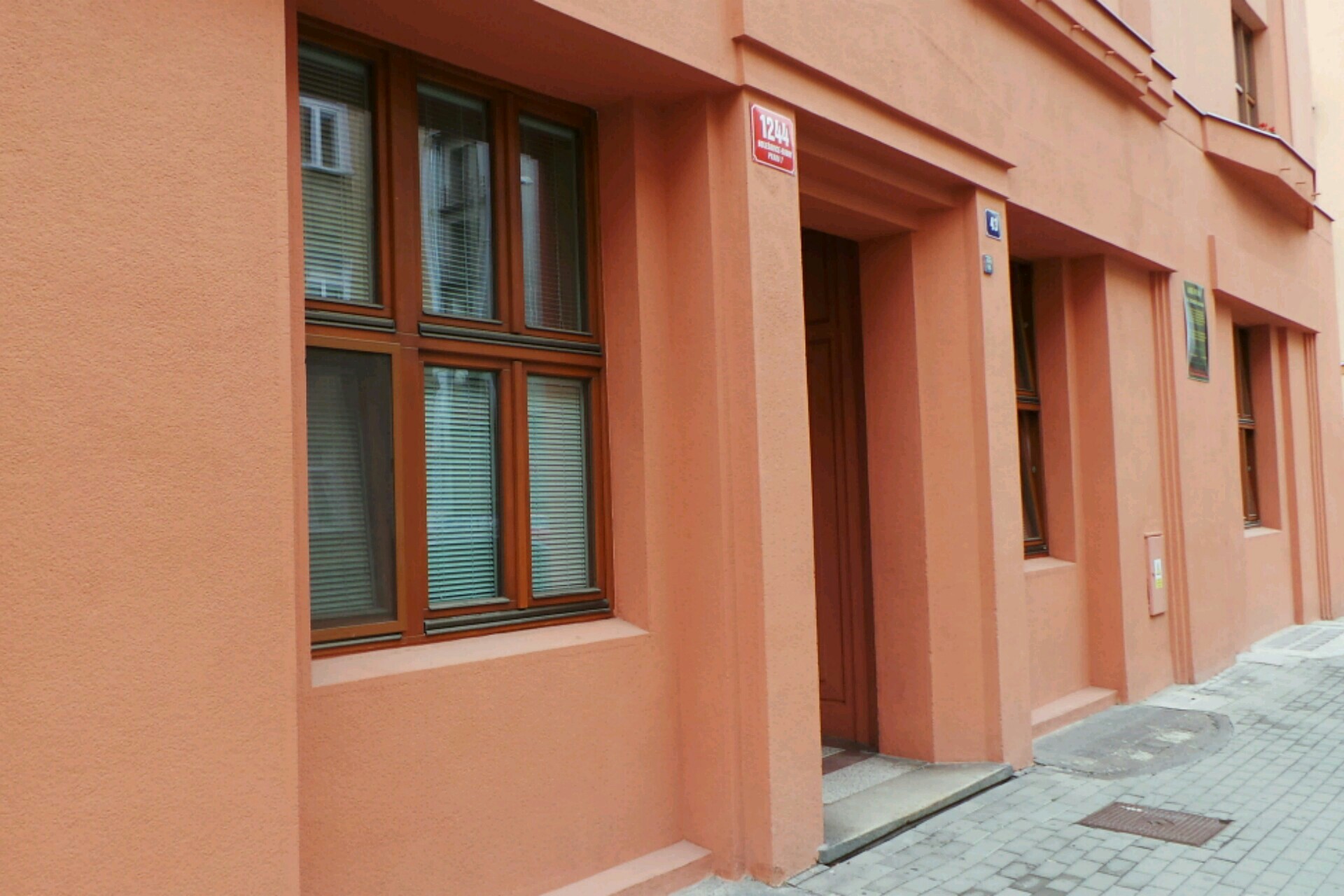 COMTES CZ, spol. s r.o.