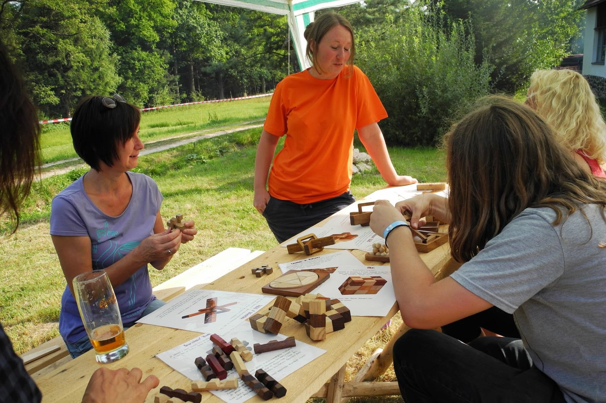 ECHO - outdoor agency