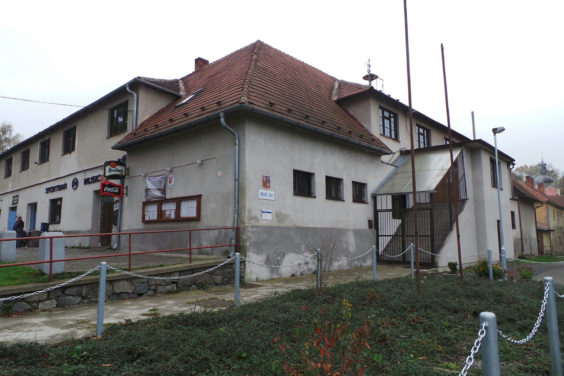 Lešany - obecní úřad