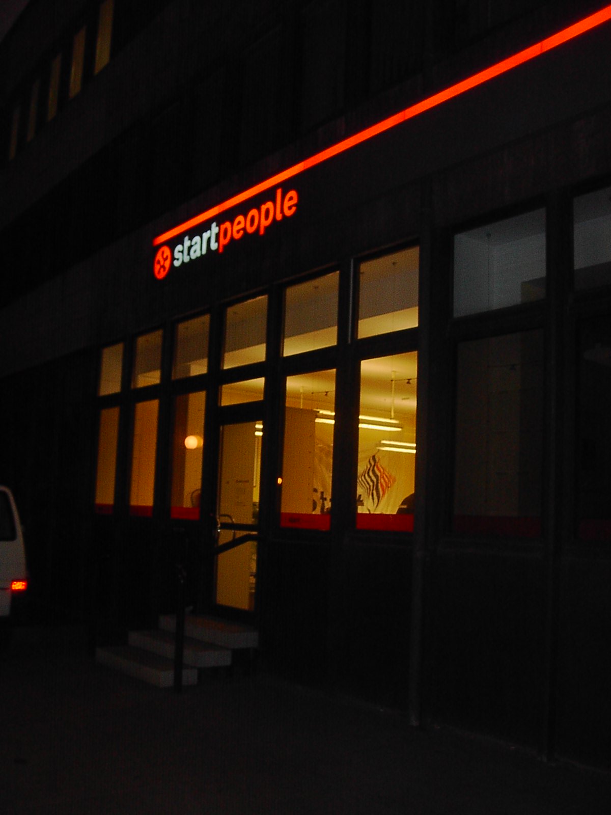 MOOS s.r.o. Světelné reklamy foto 5