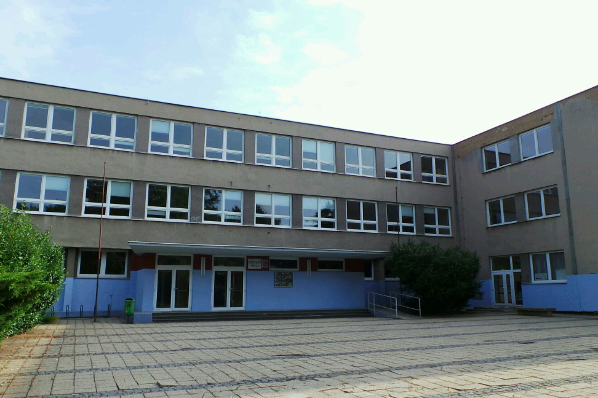 ZŠ Praha 9, Novoborská