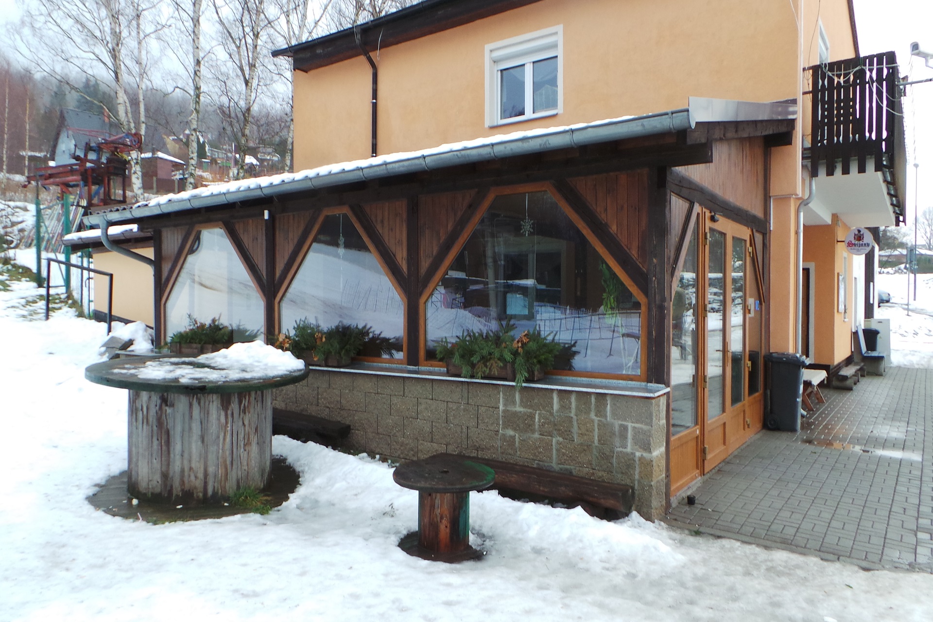 Občerstvení u sjezdovky Meziboří