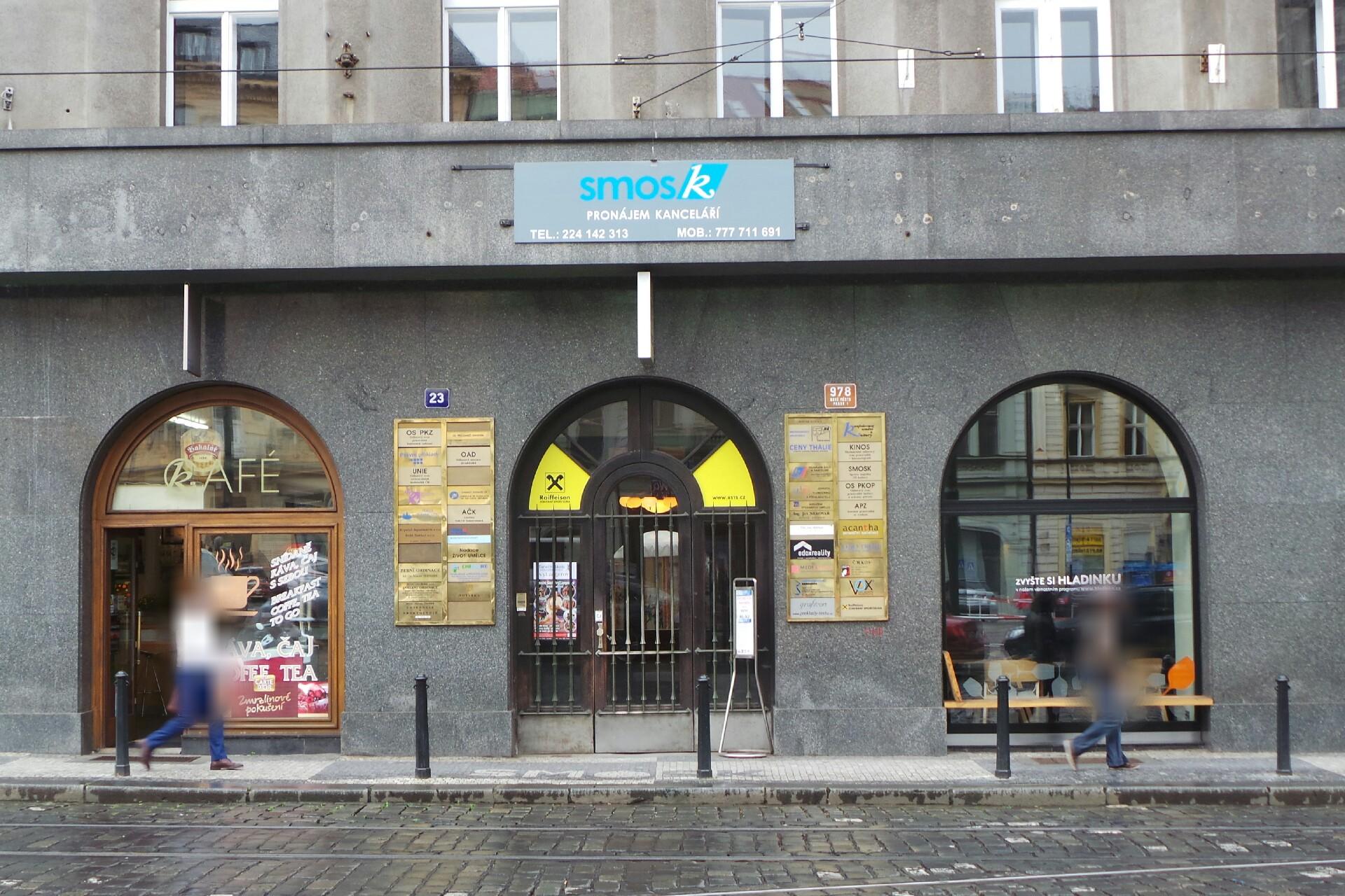 EST - OUEST CONSEILS Praha, s.r.o.