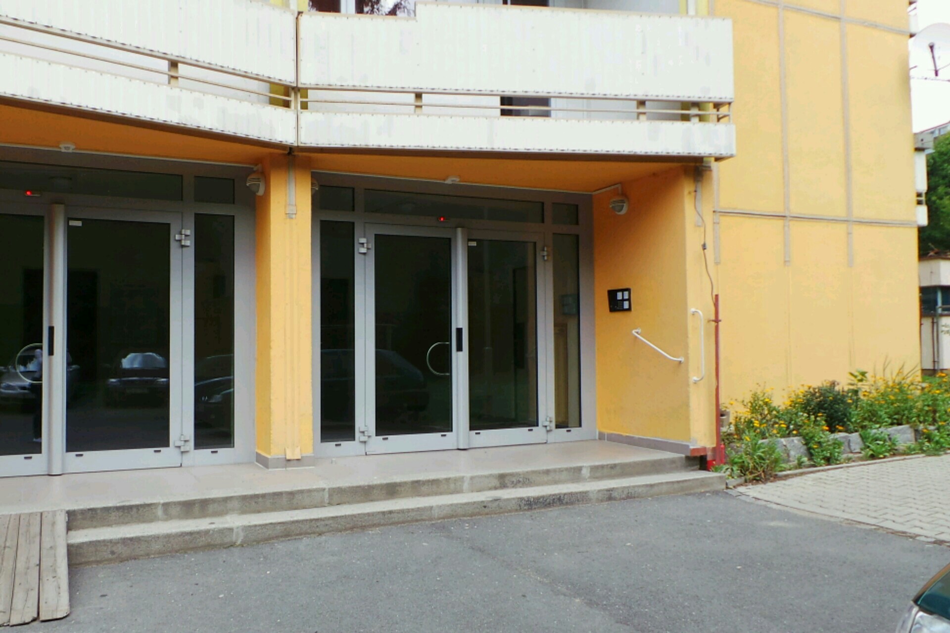 CHEMICKÁ OBCHODNÍ OVS, spol. s r.o.