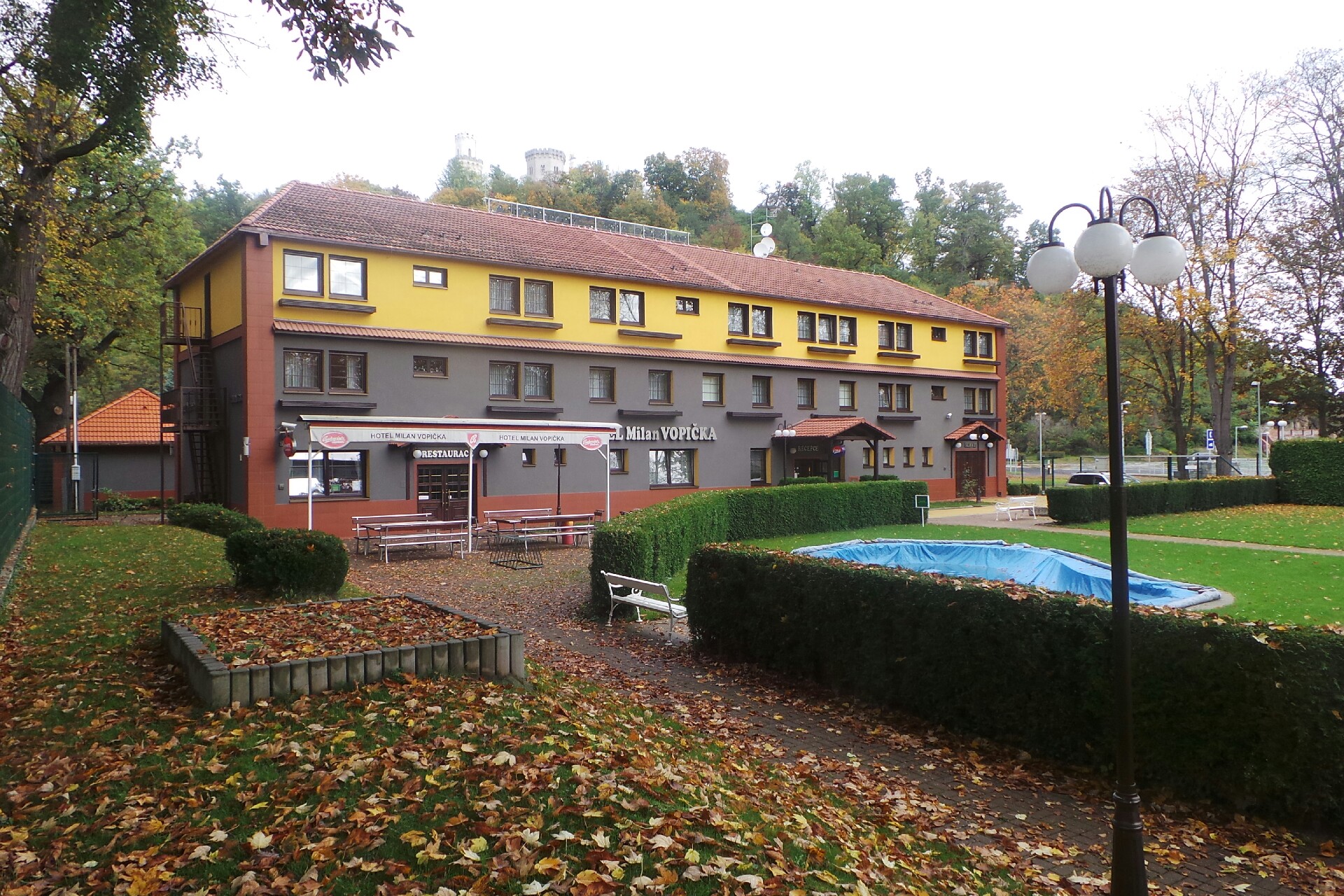 TENNIS CENTER HLUBOKÁ, s.r.o.