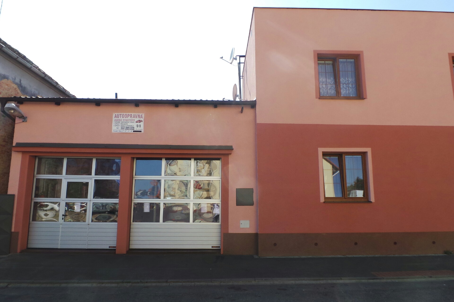 AUTOOPRAVNA JANOUŠ FRANTIŠEK