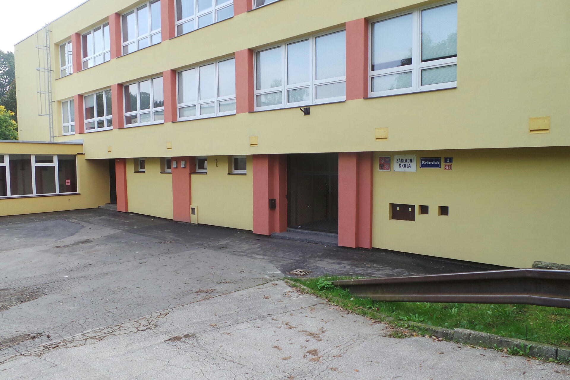 ZŠ Ostrava-Výškovice, Srbská