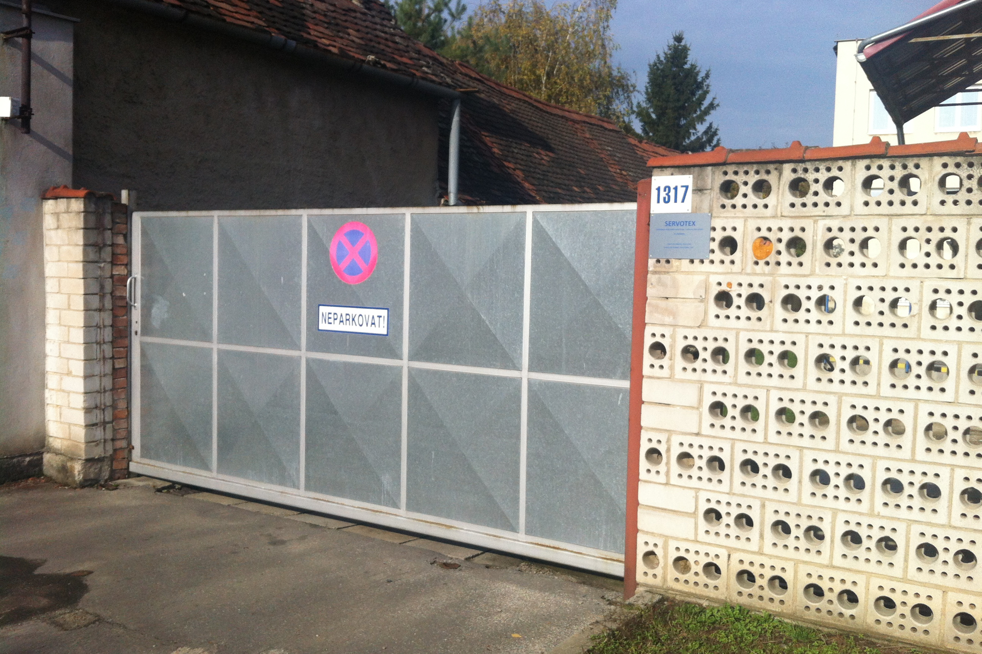 SERVOTEX přístrojová elektronika, společnost s ručením omezeným