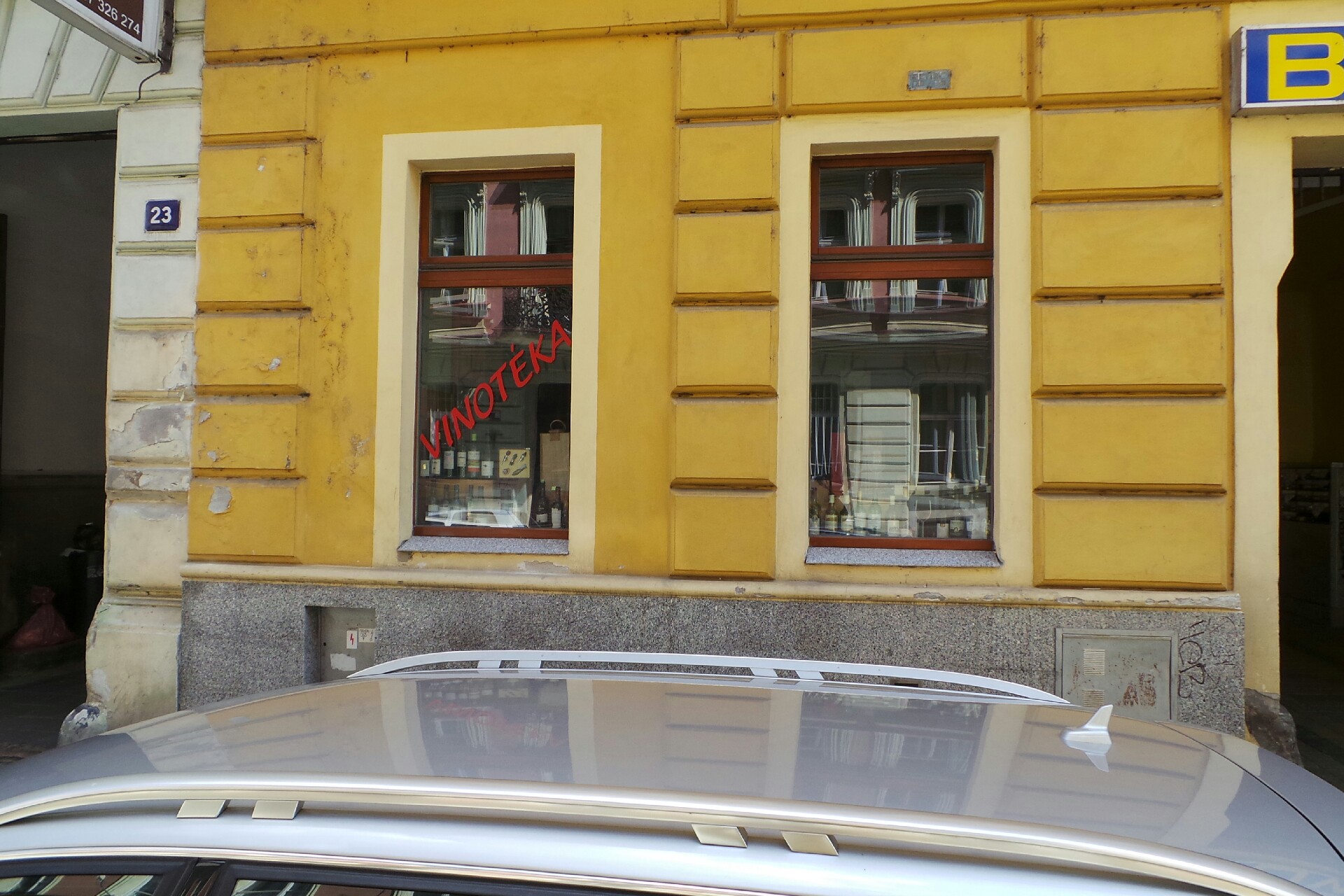 Vinotéka Na Bělidle foto 4