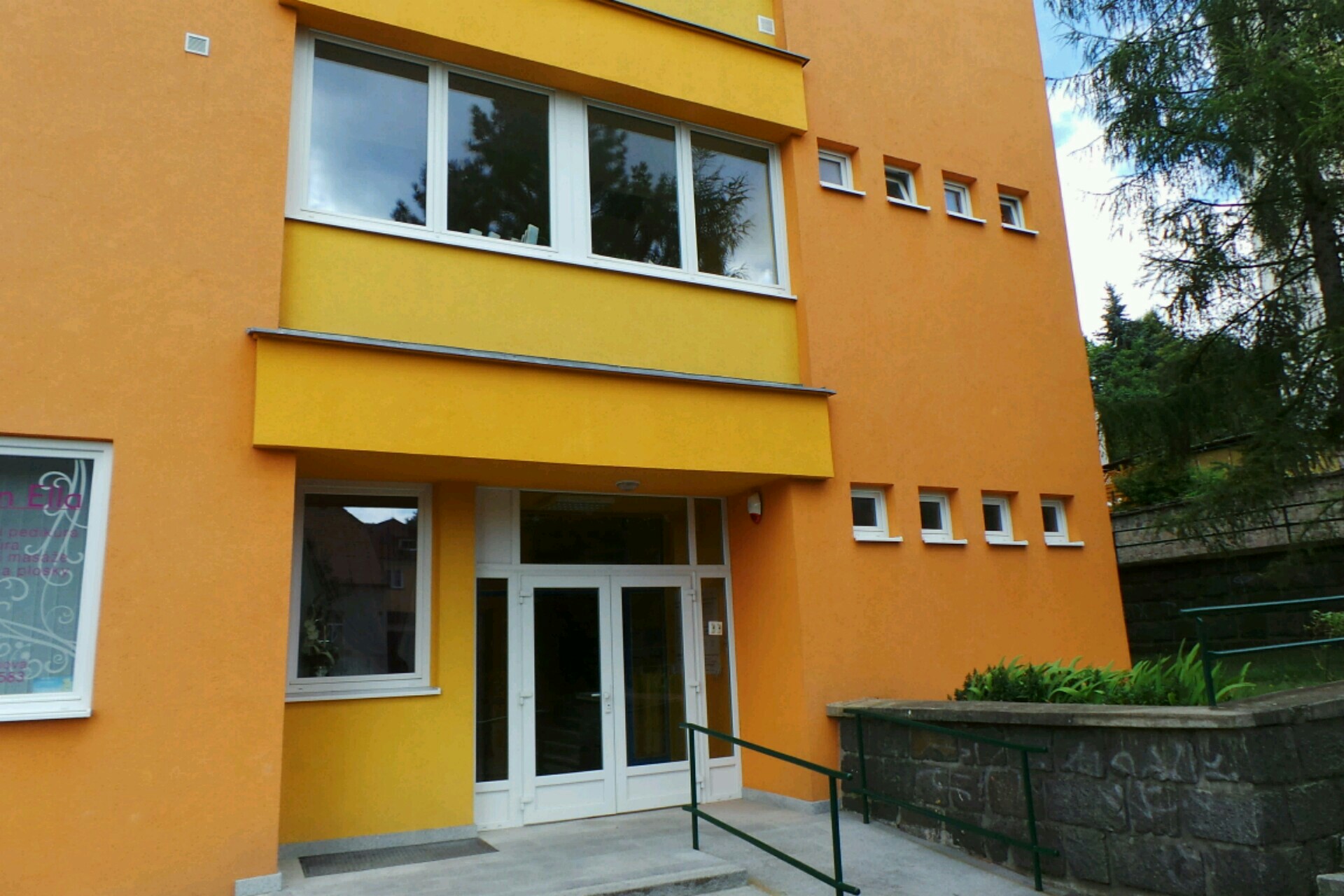 MUDr. Miroslav Švec