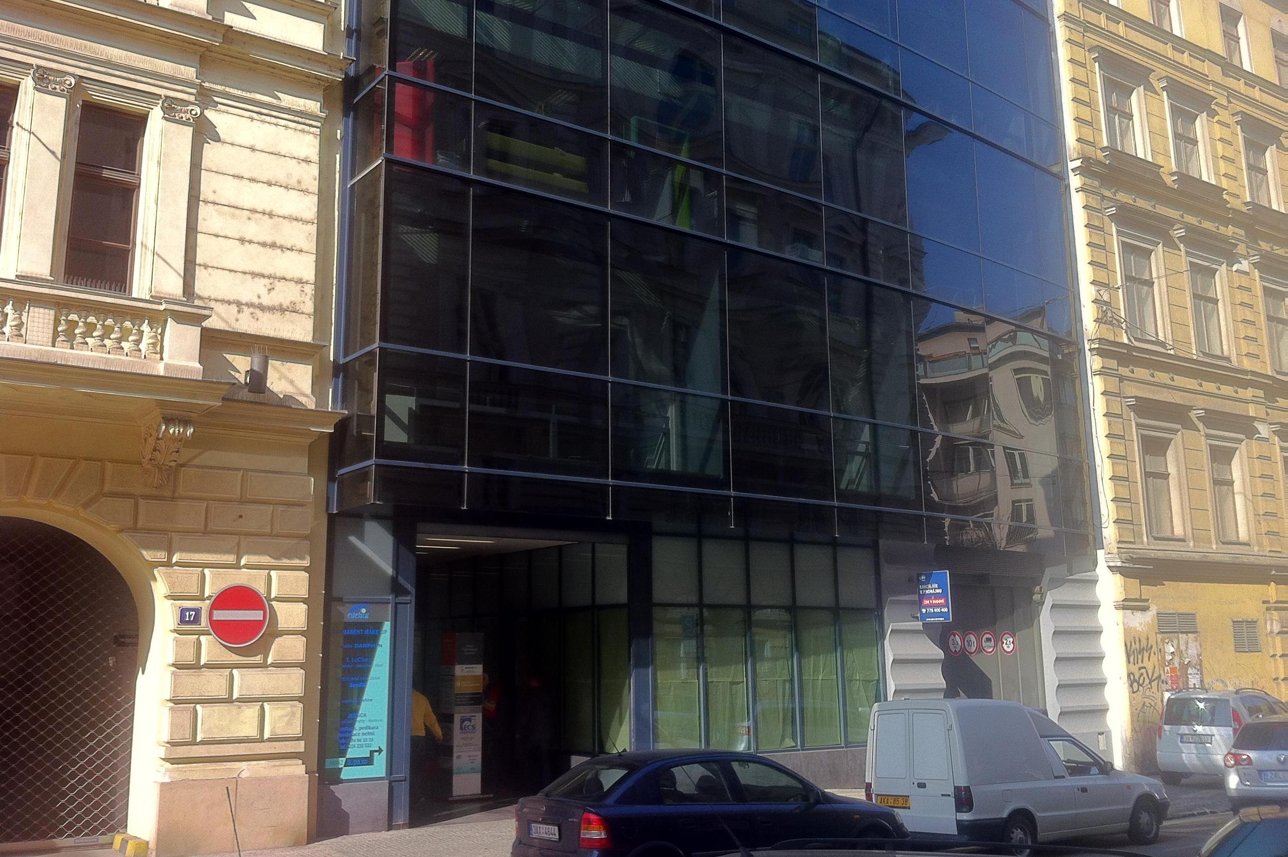 Denisa Valová - Studio Top Hair foto 3