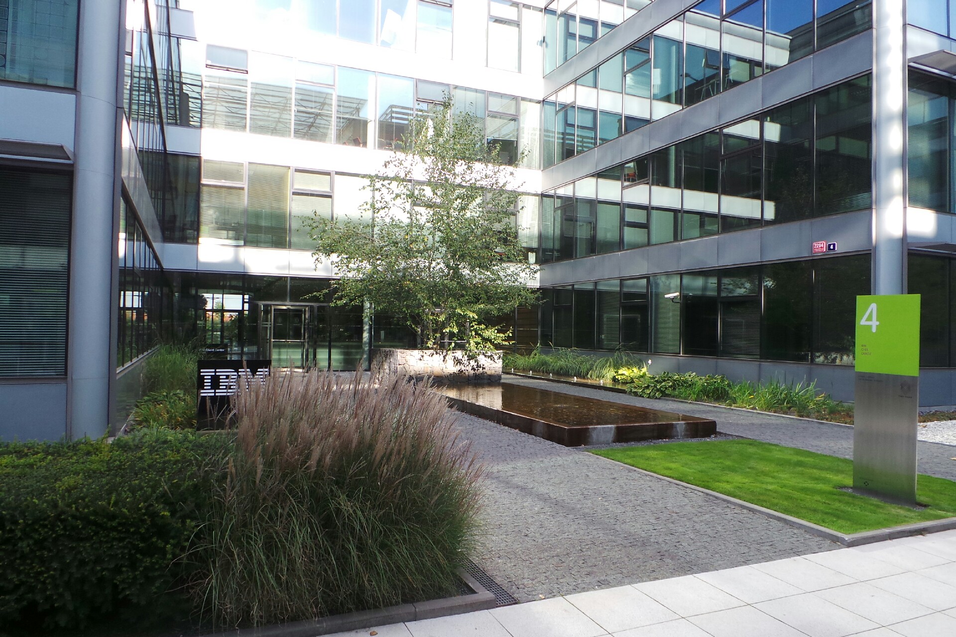 IBM Česká republika, spol. s r.o.