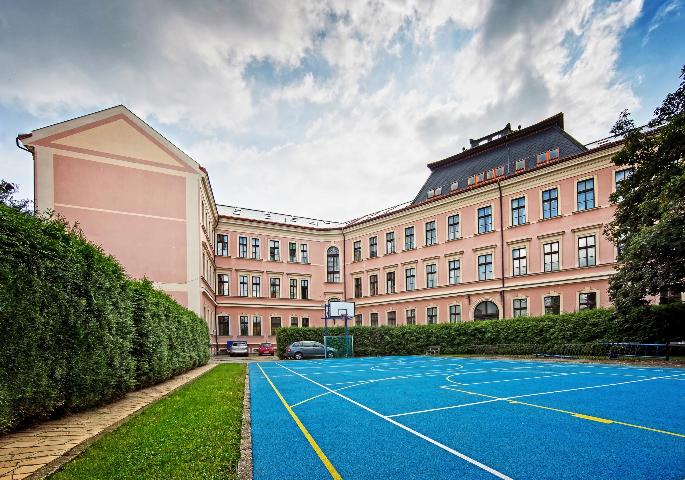 Gymnázium, České Budějovice, Česká 64 foto 3