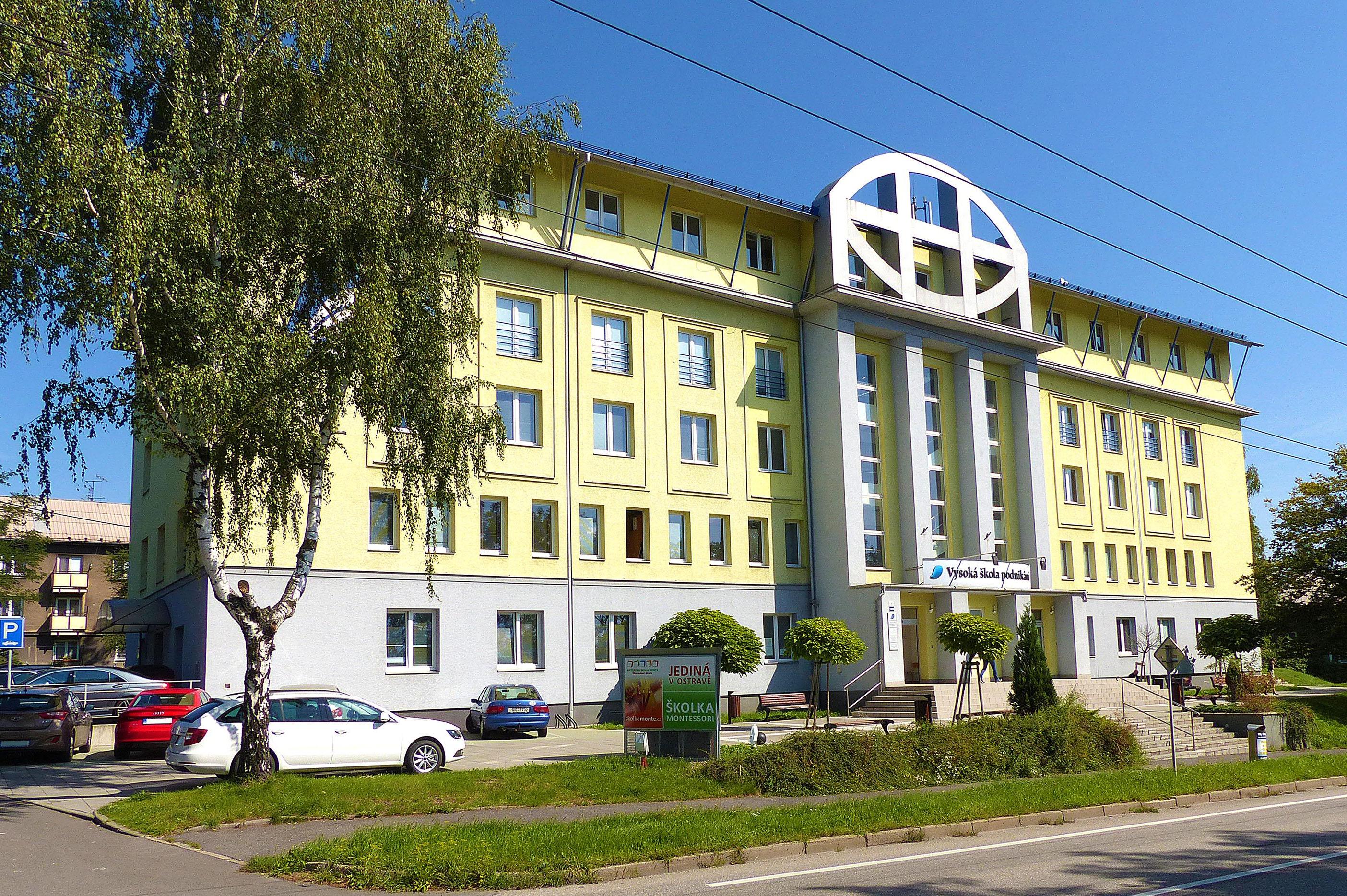 Vyšší odborná škola - Akademická aliance