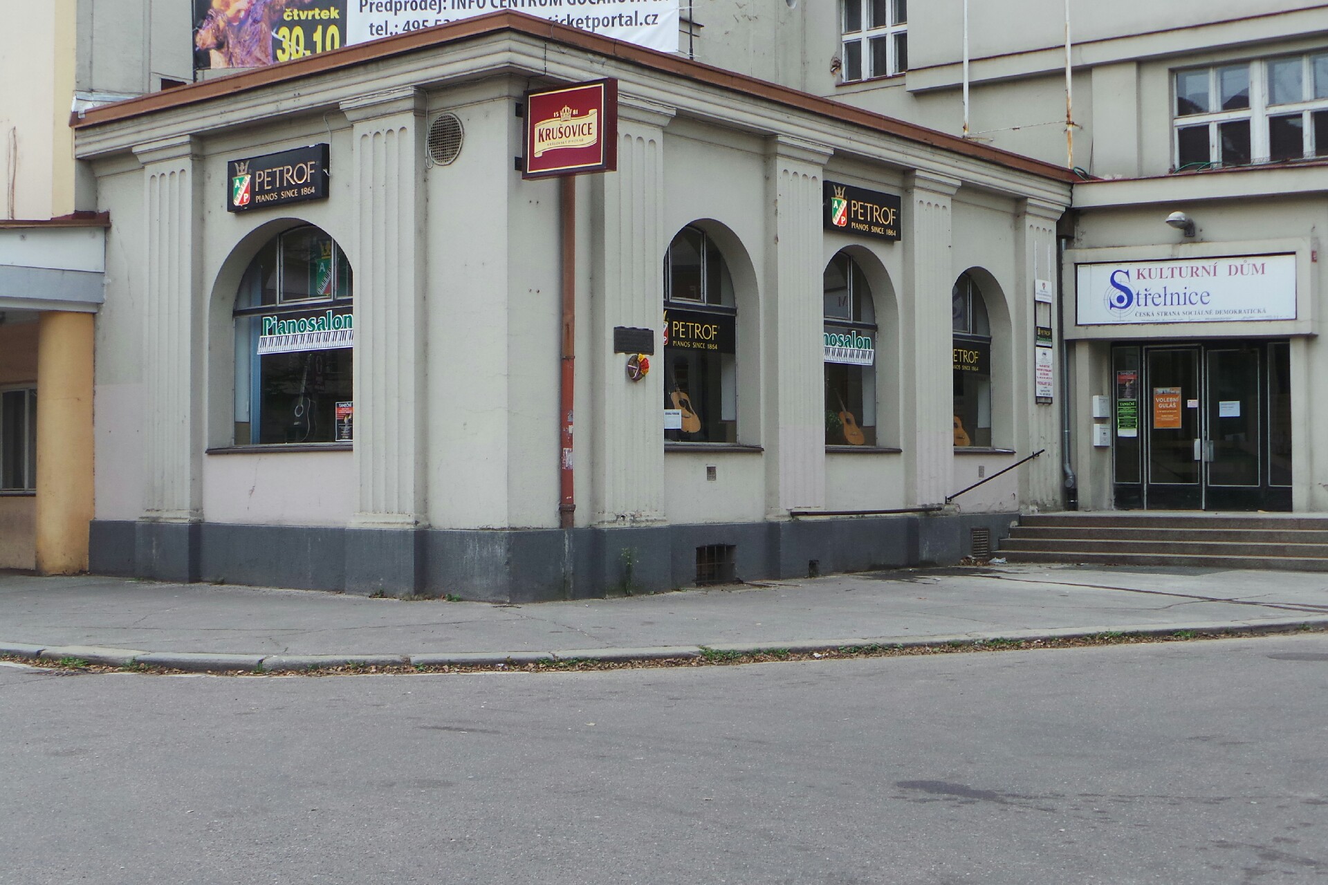 Far - PRODUKČNÍ UMĚLECKÁ AGENTURA