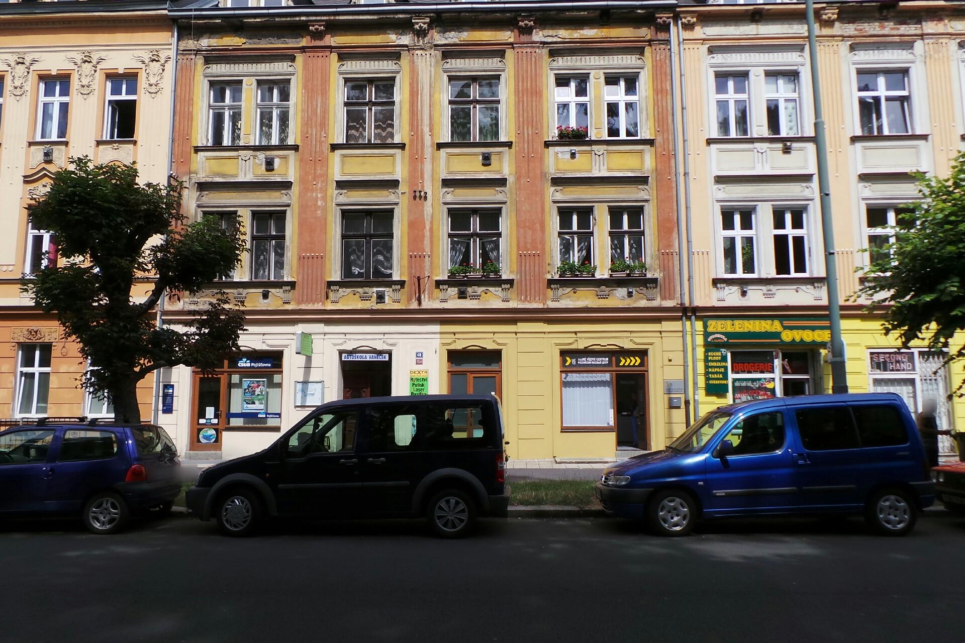 Bus Tour - Foltýnová