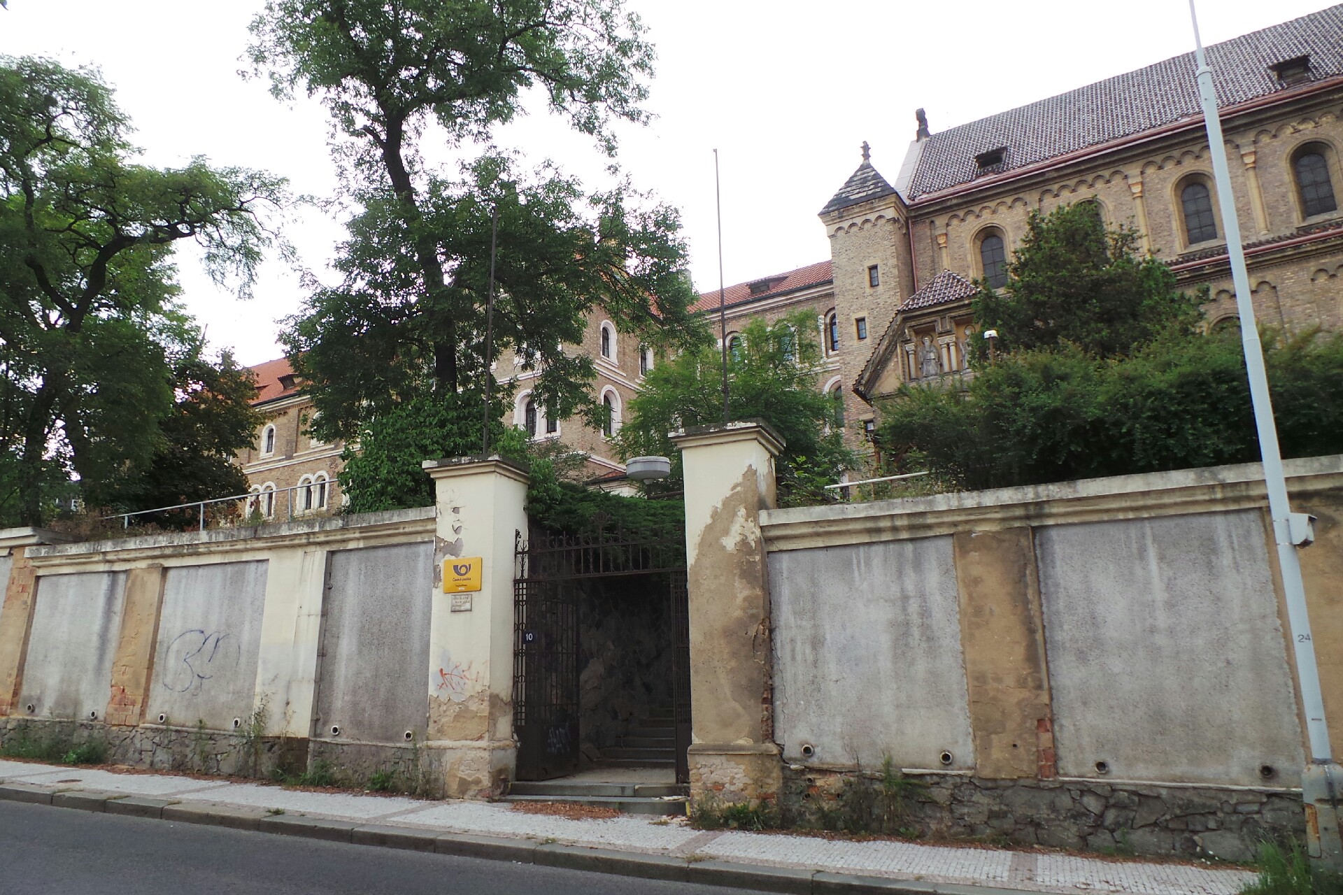 Římskokatolická duchovní správa u kostela sv. Gabriela Praha - Smíchov