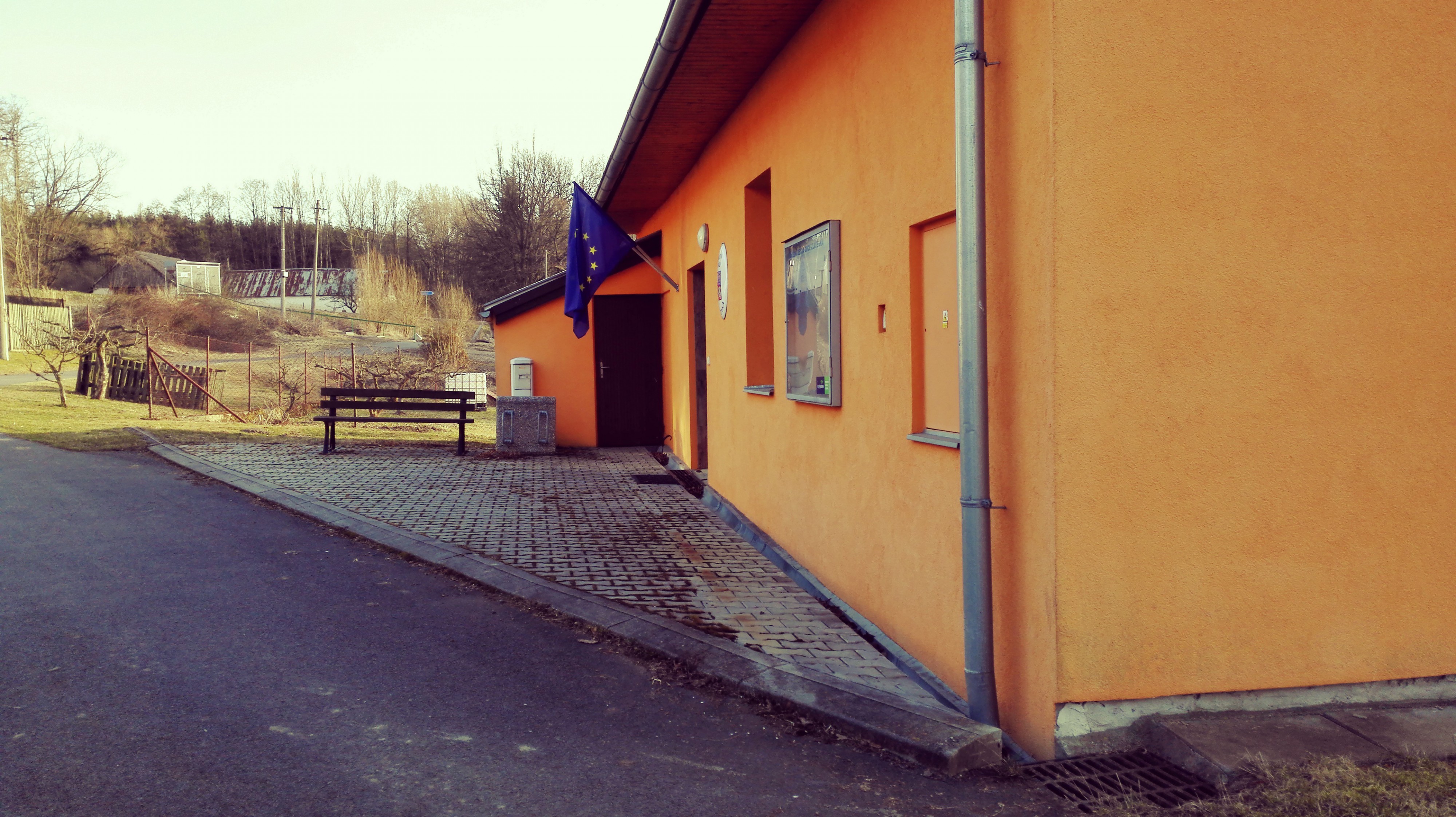 Zlátenka - obecní úřad foto 2