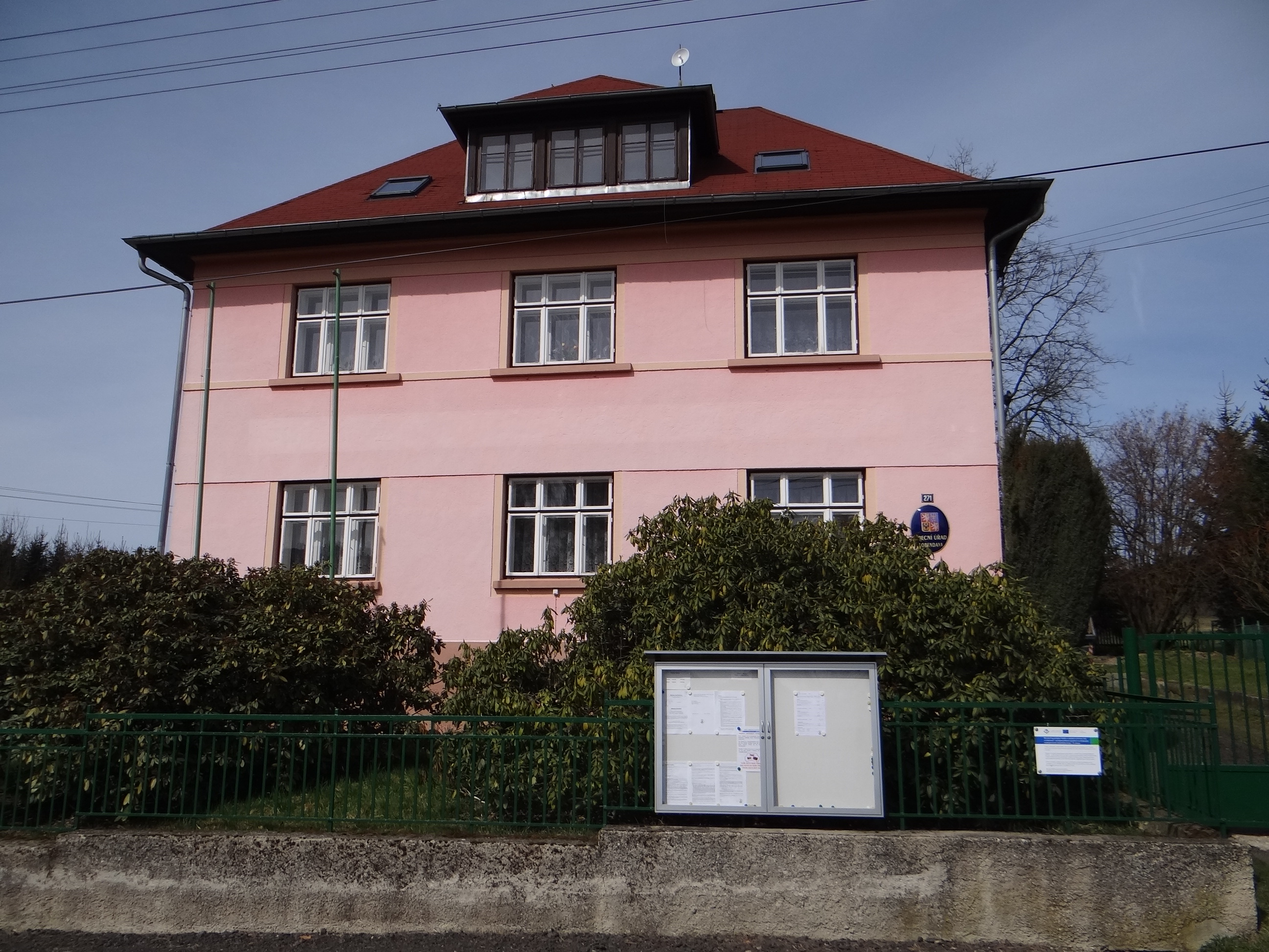 Lobendava - obecní úřad foto 2
