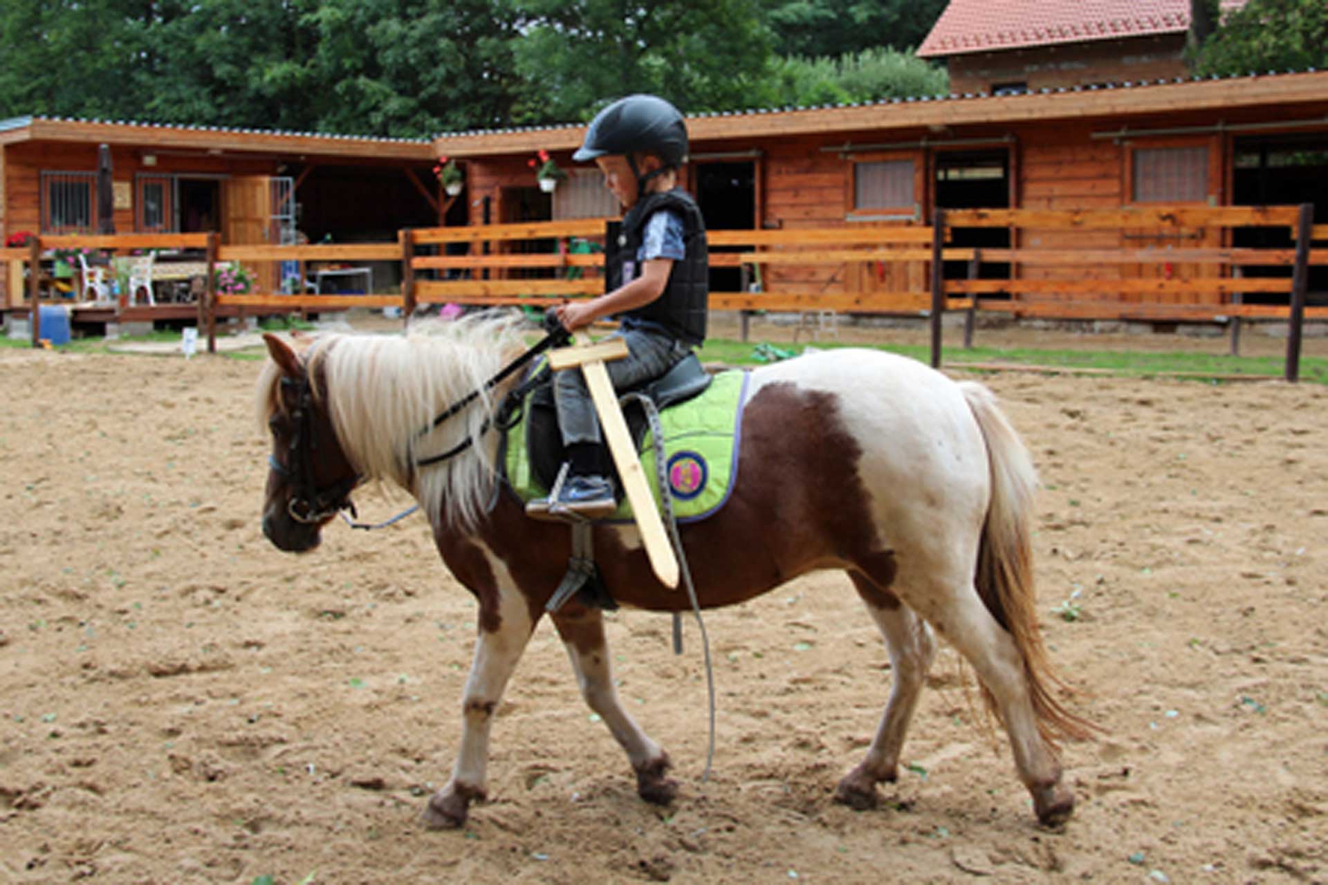 Jezdecká škola MACEK