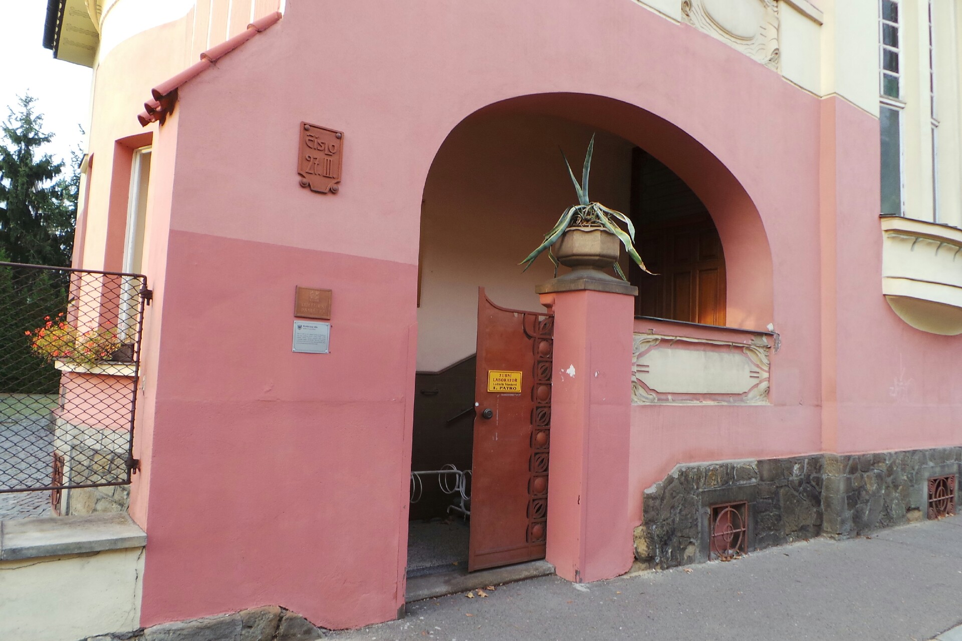 Stomatologická laboratoř - Ludmila Štosková