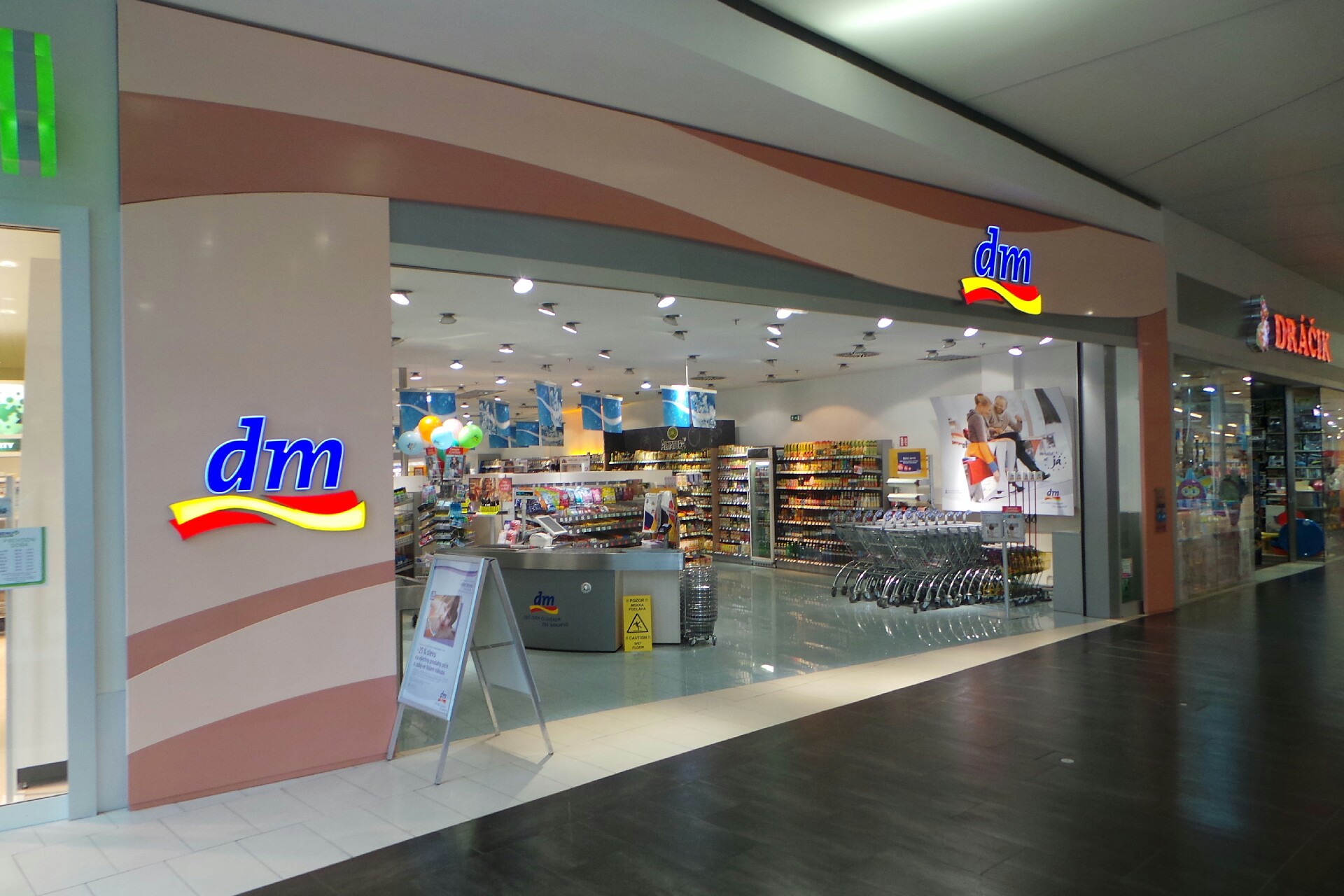 dm drogerie markt s.r.o.