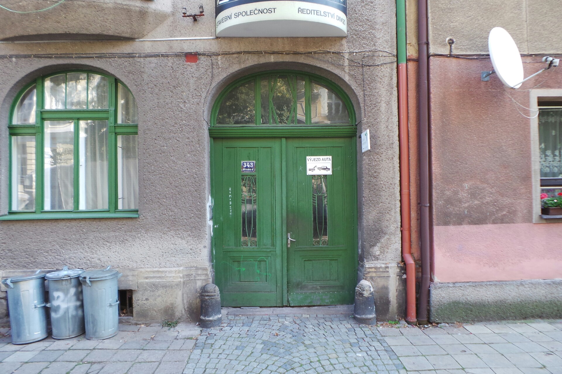 Correct - Vlasta Vlachová