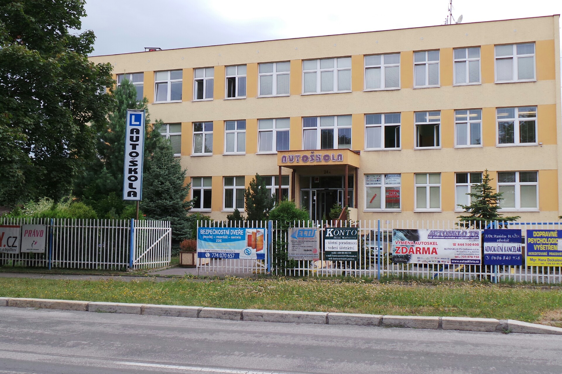 JUDr. Stanislav Blažek