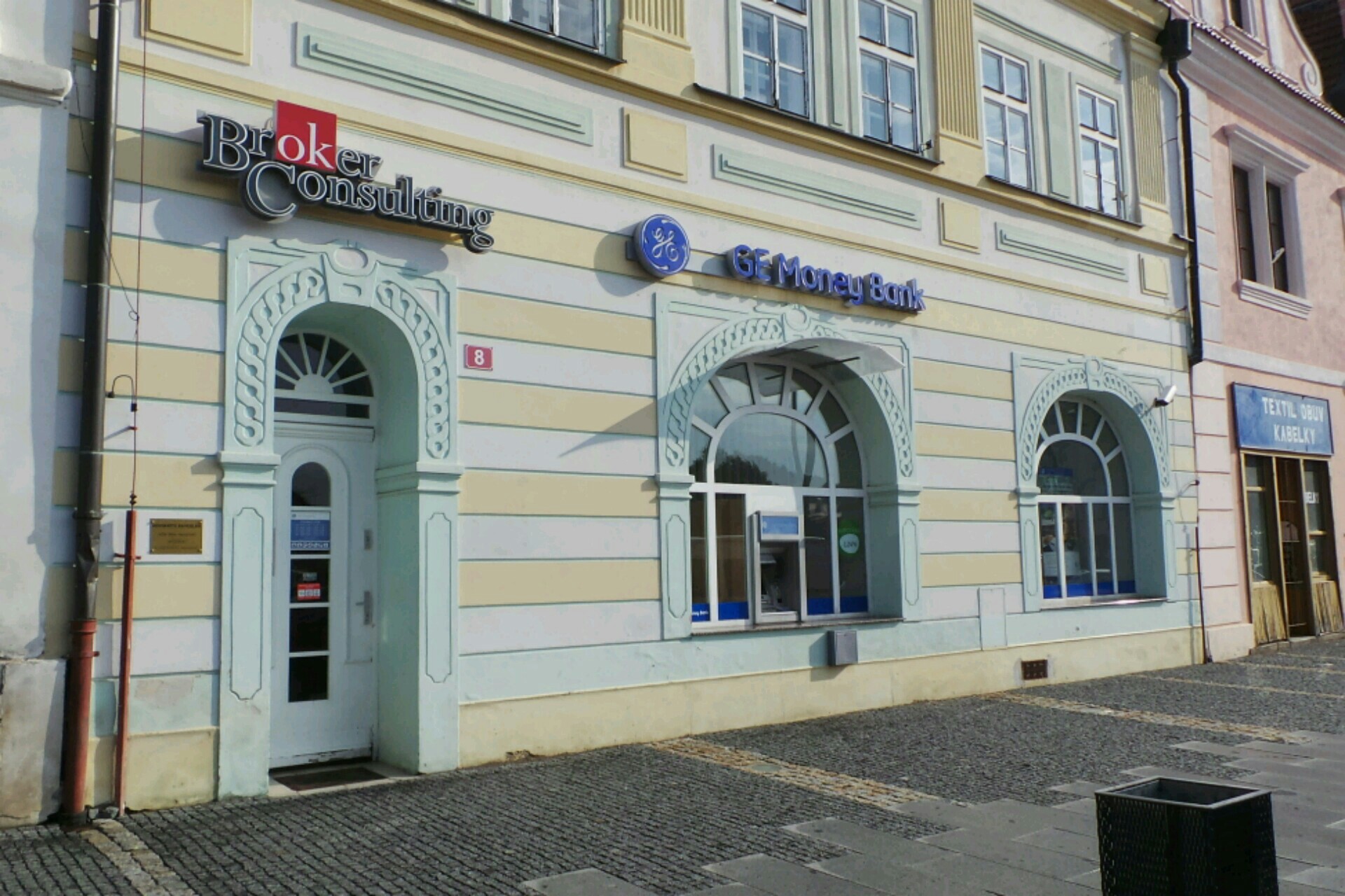 JUDr. Věra Nenutilová