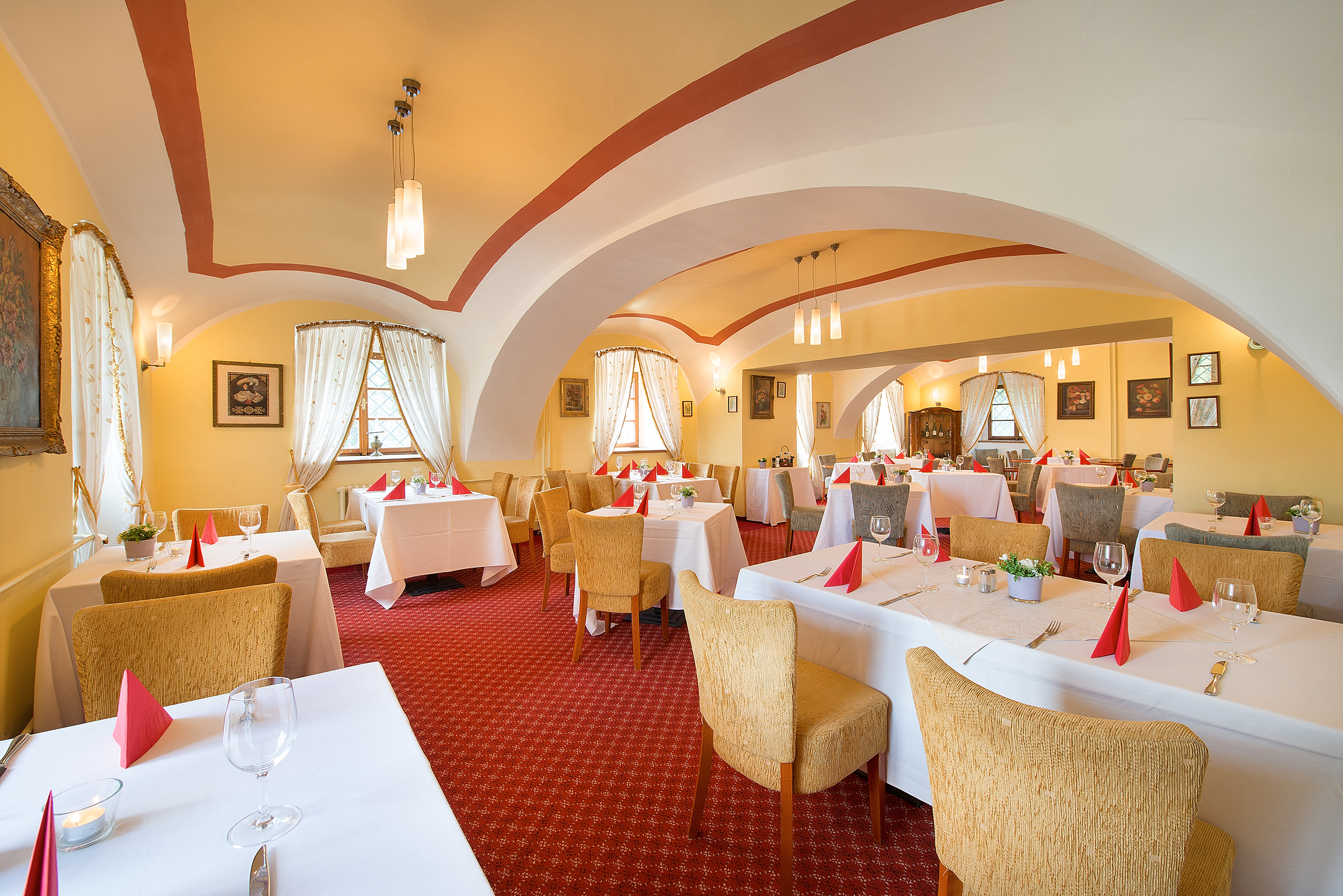 Restaurace hotelu Maxmilian Lifestyle Resort**** foto 2